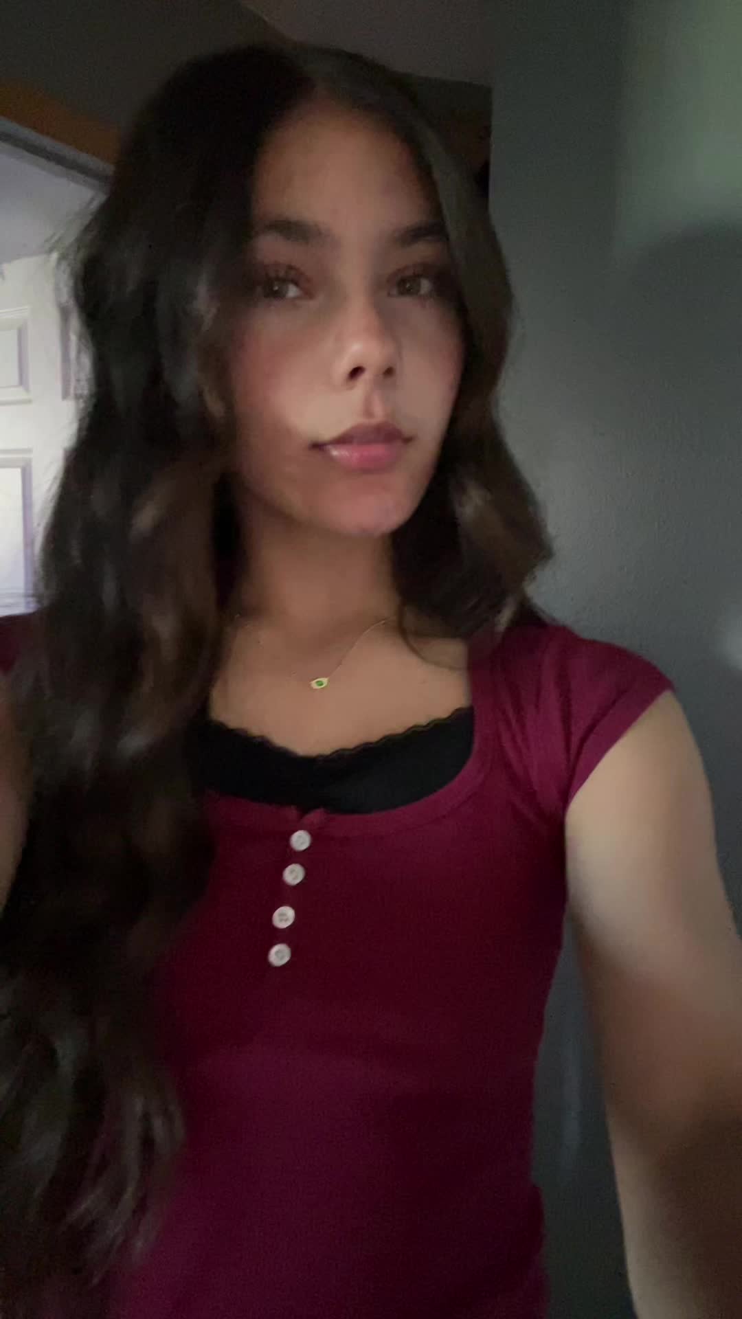 @bella