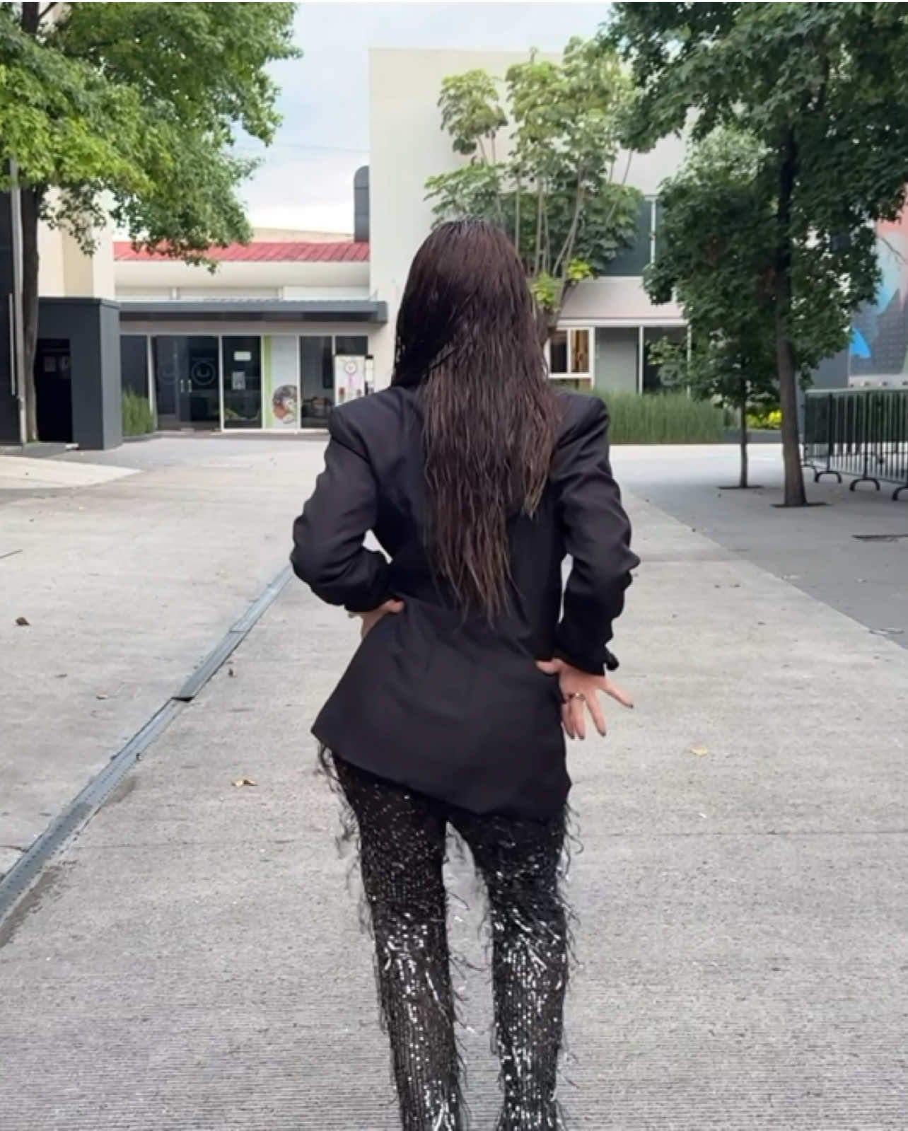 @lesliegallardo_