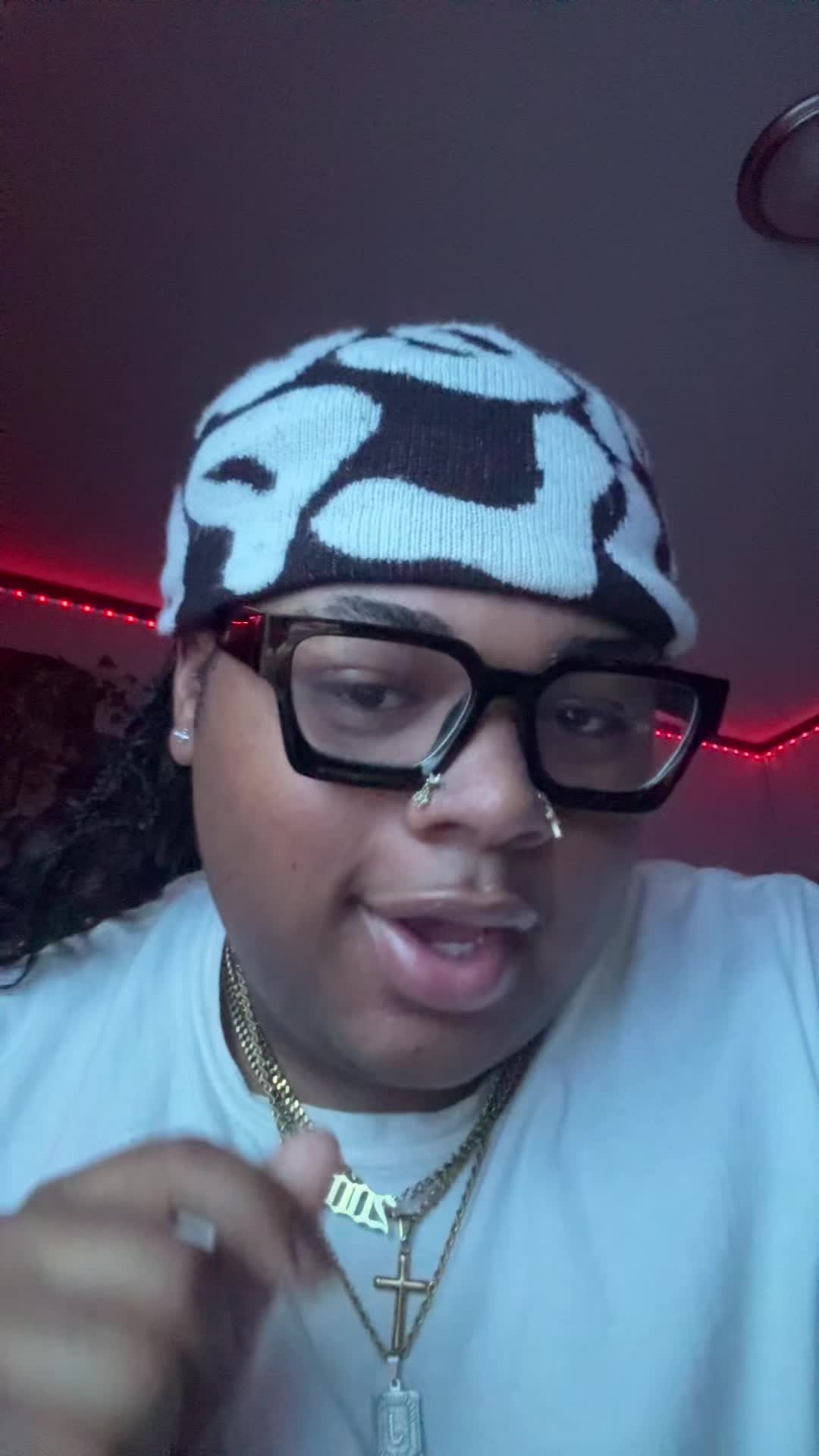 @Jae_biscuits