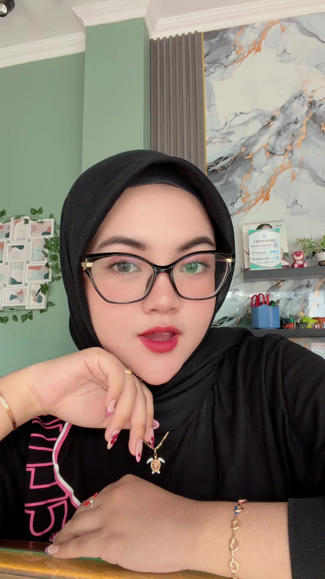 @Devi