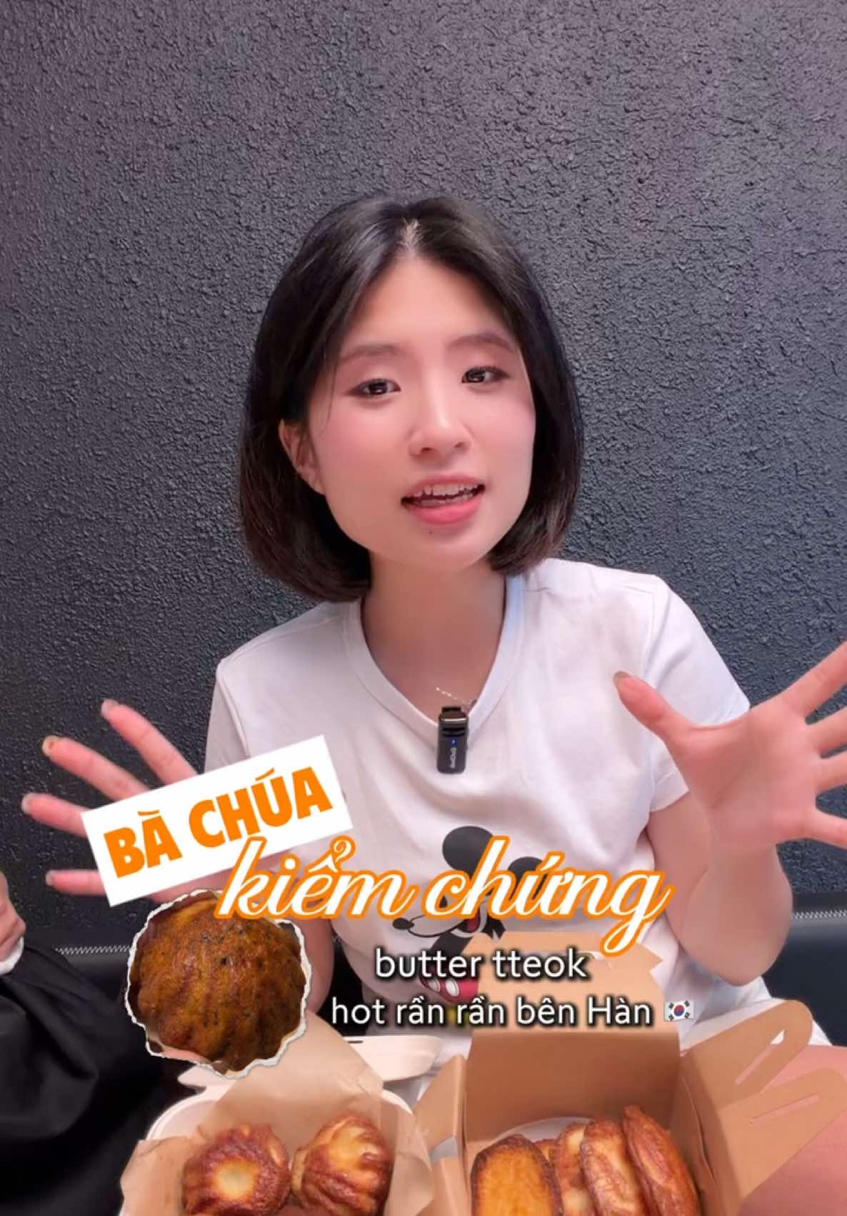 @B&agrave; Ch&uacute;a Ăn H&agrave;ng