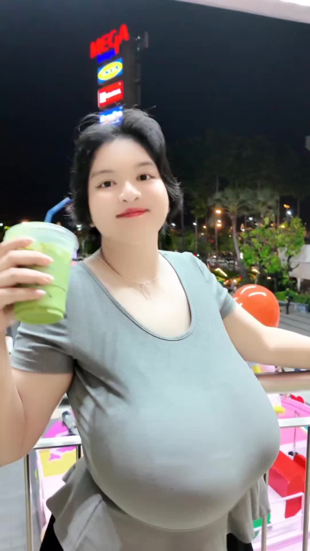 CRAZYBOWIE (@crazybowie_15) - Urlebird