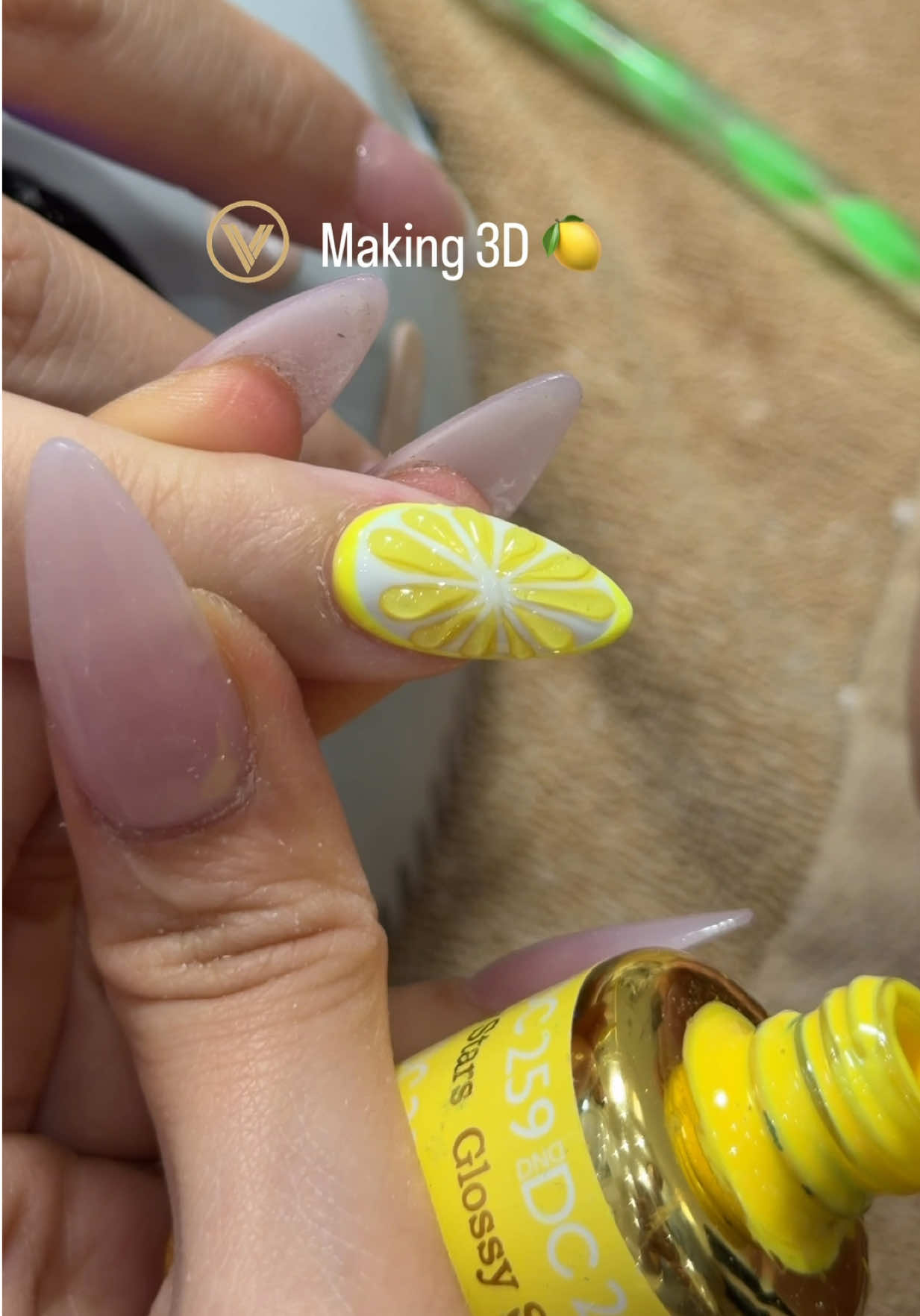 @velvet nails kw