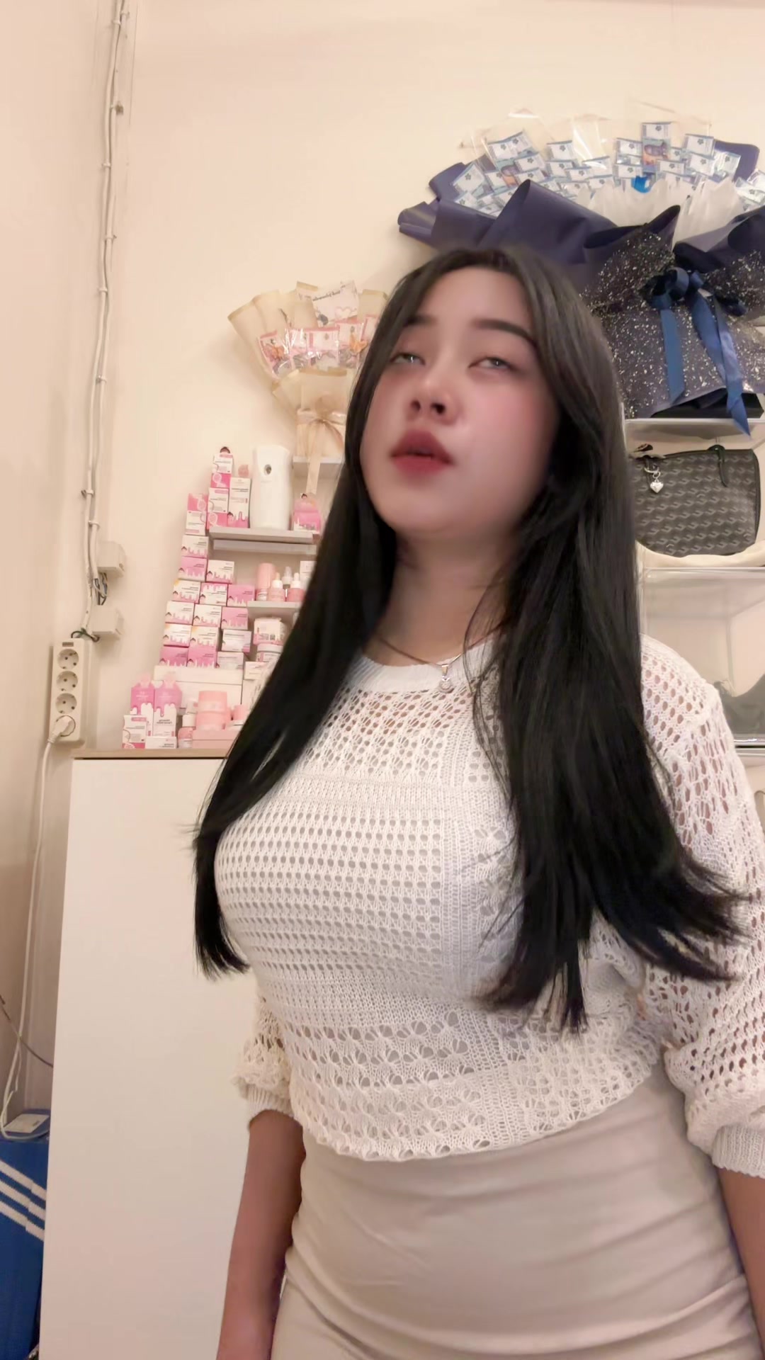 @Andini