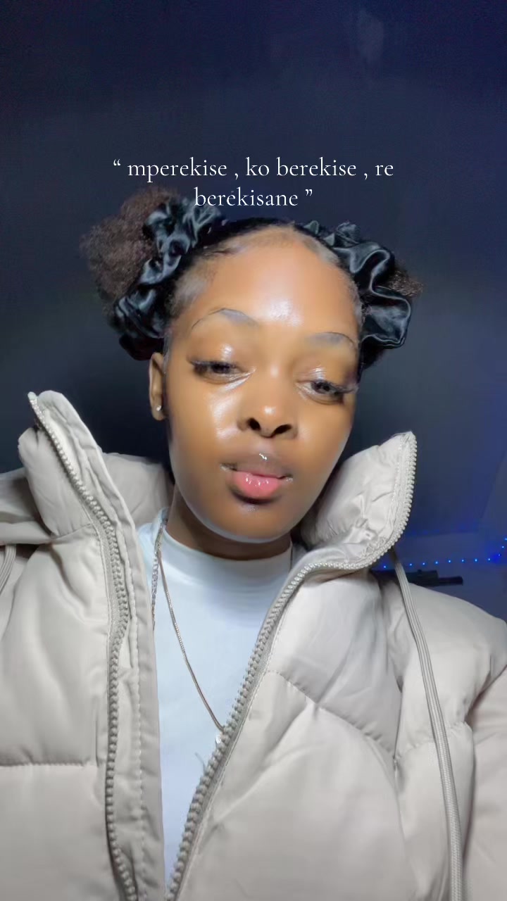 @🐼