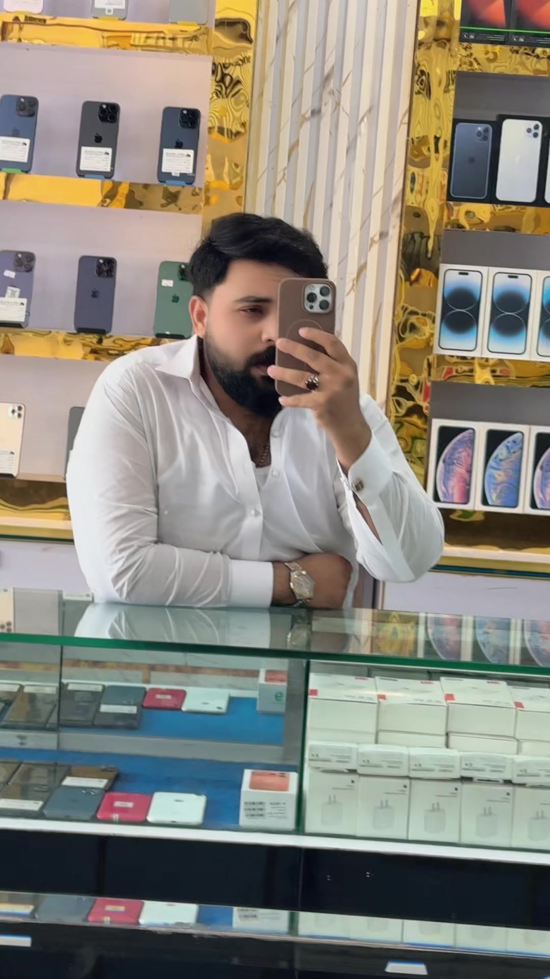 @Zeshi king ✪