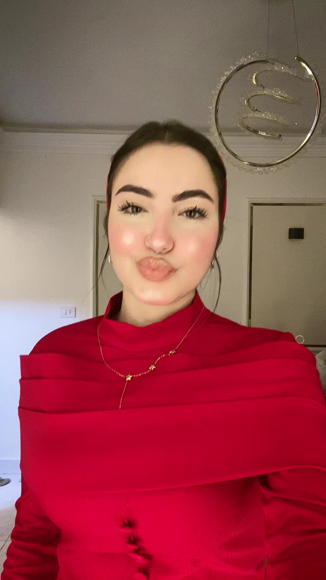 @FARAH🕊️