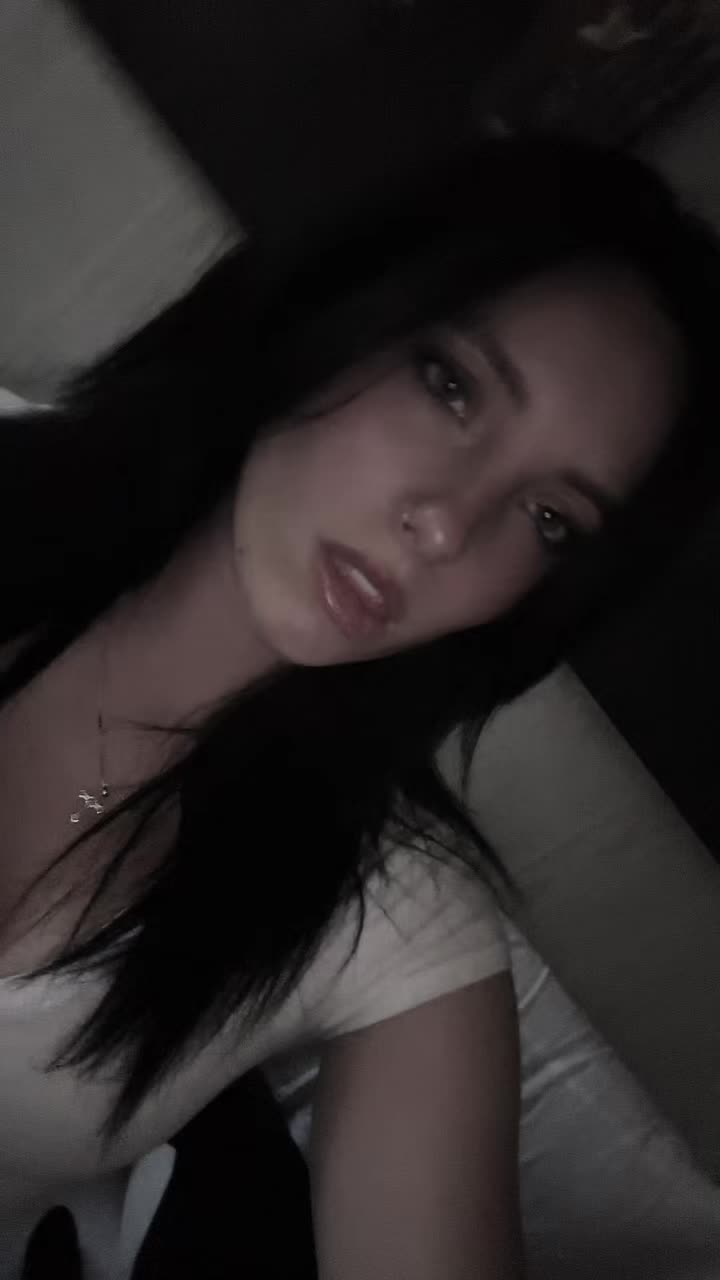 @Not Billie eilish.