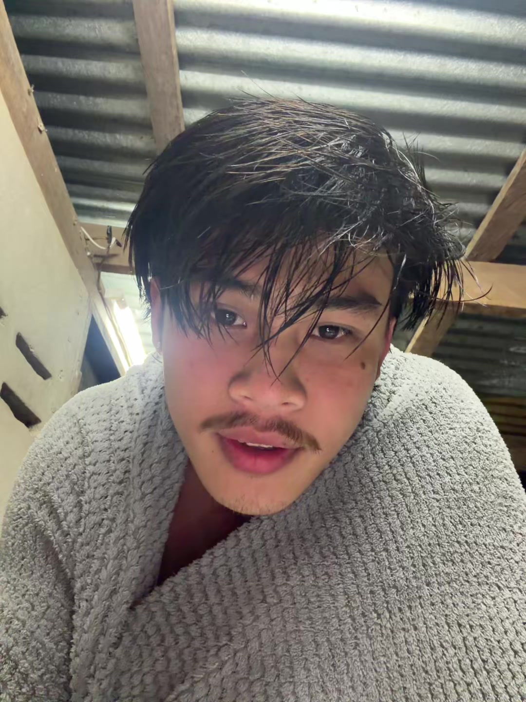 @นครินทร์สุดหล่อ