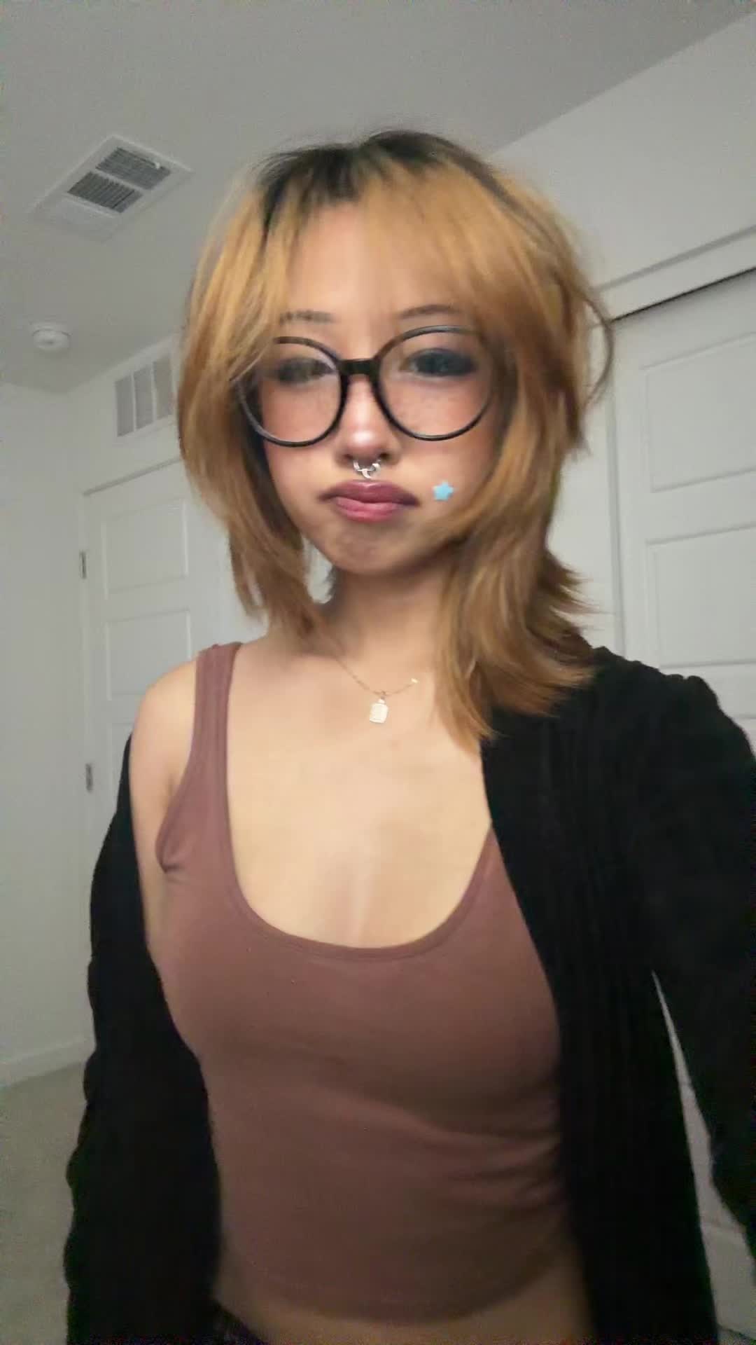 @Q!