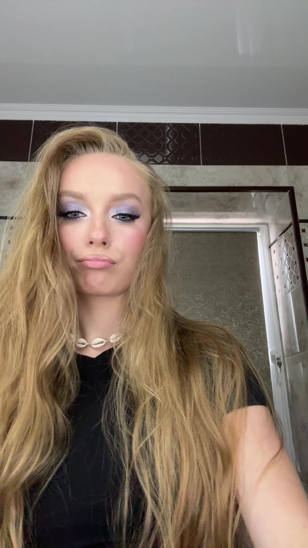 @_dewyla_ananko