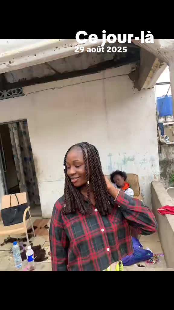 @la fille courte 💝❤️🇨🇩