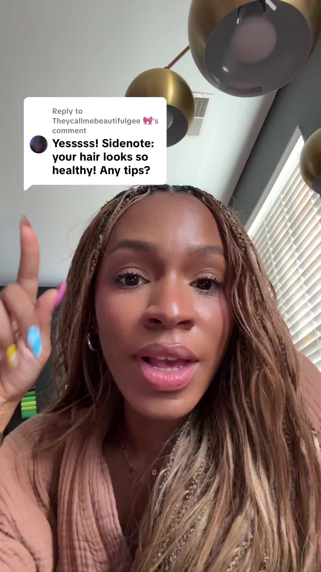 @VICKYLOGAN