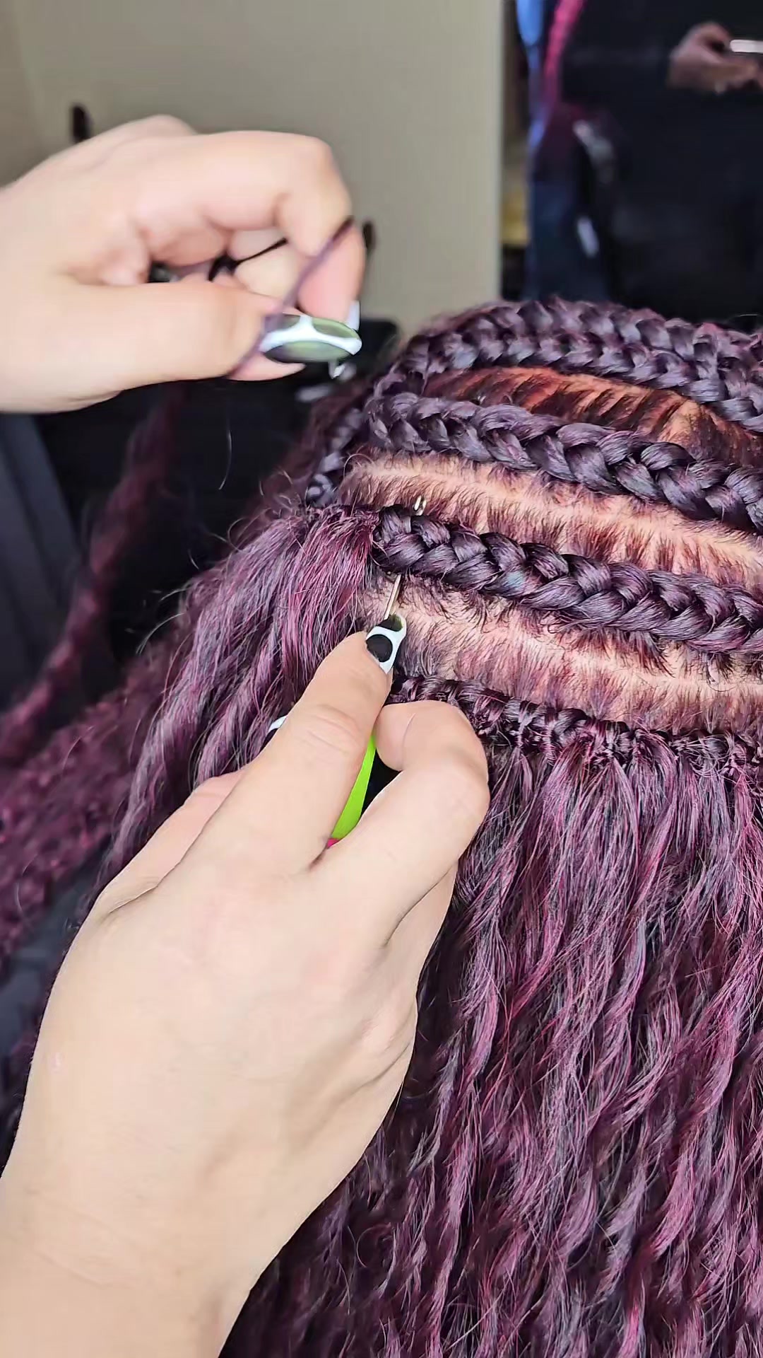 @ItzelbraidsTJ