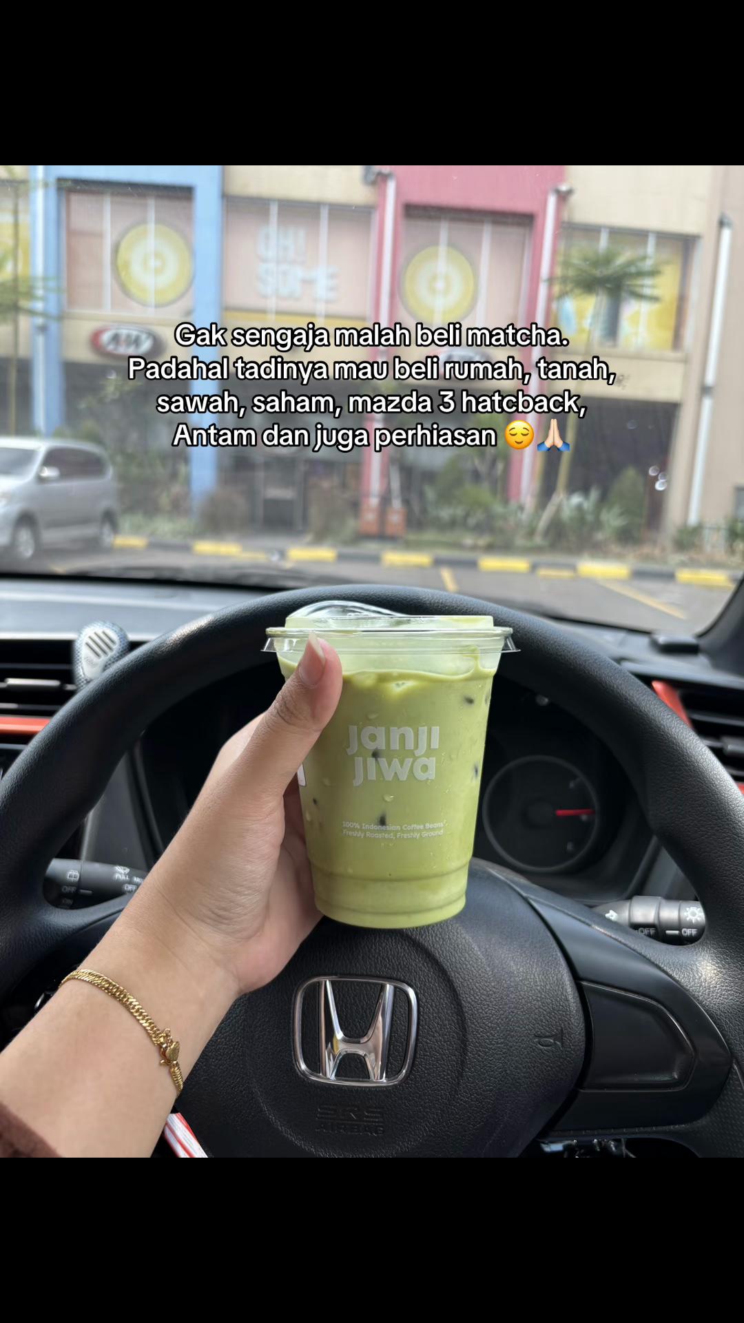 @Riswa️🐝