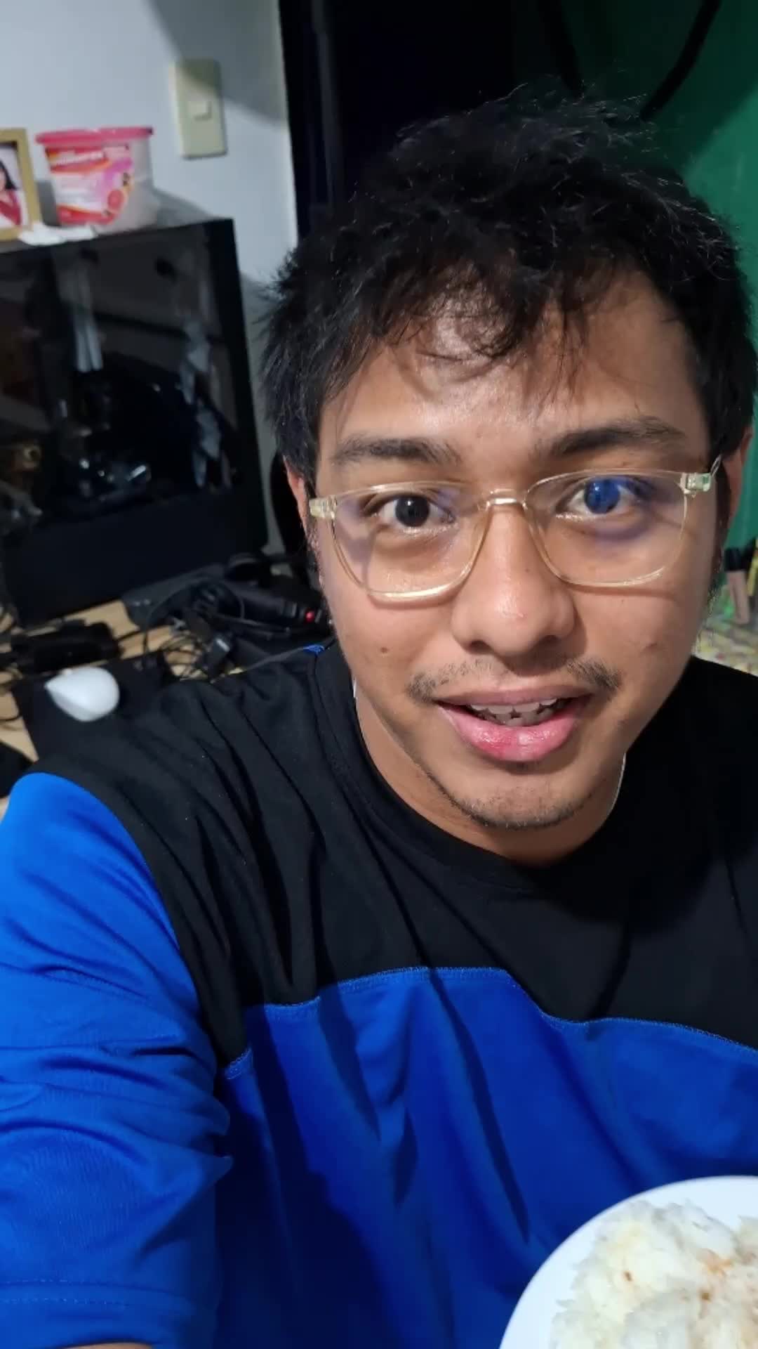 @Hello, I'm David