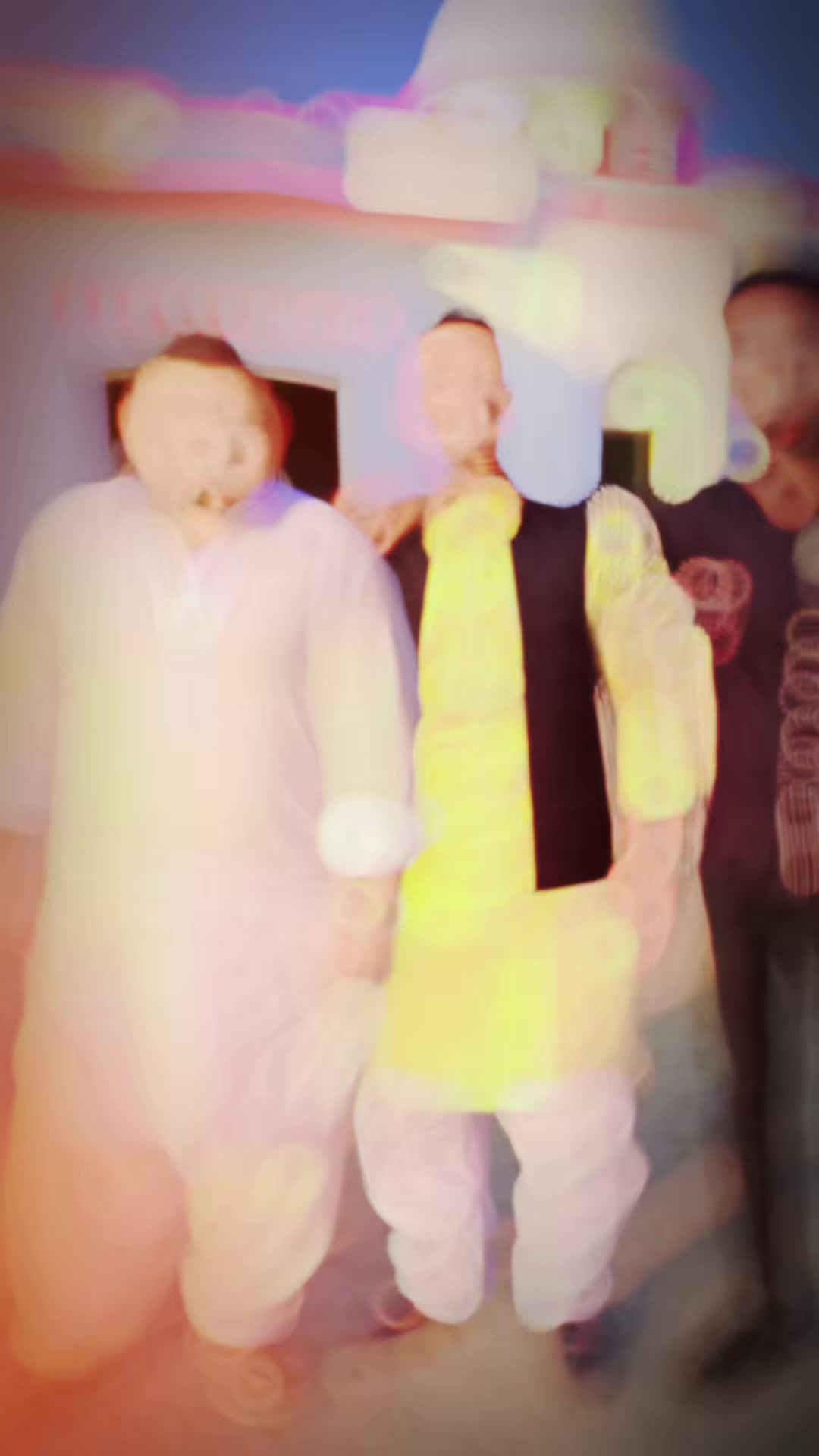 @Qaisar Ali17395