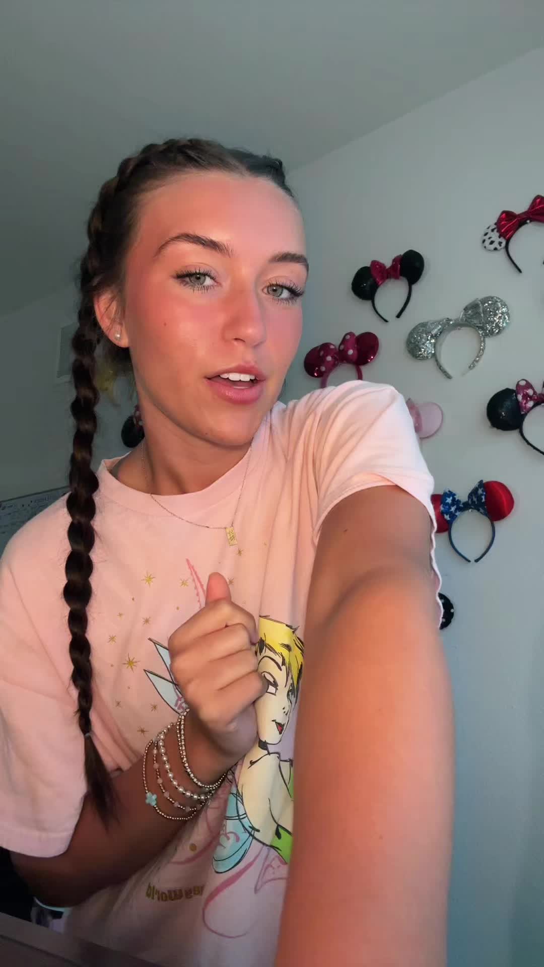 @KYLEE FOX