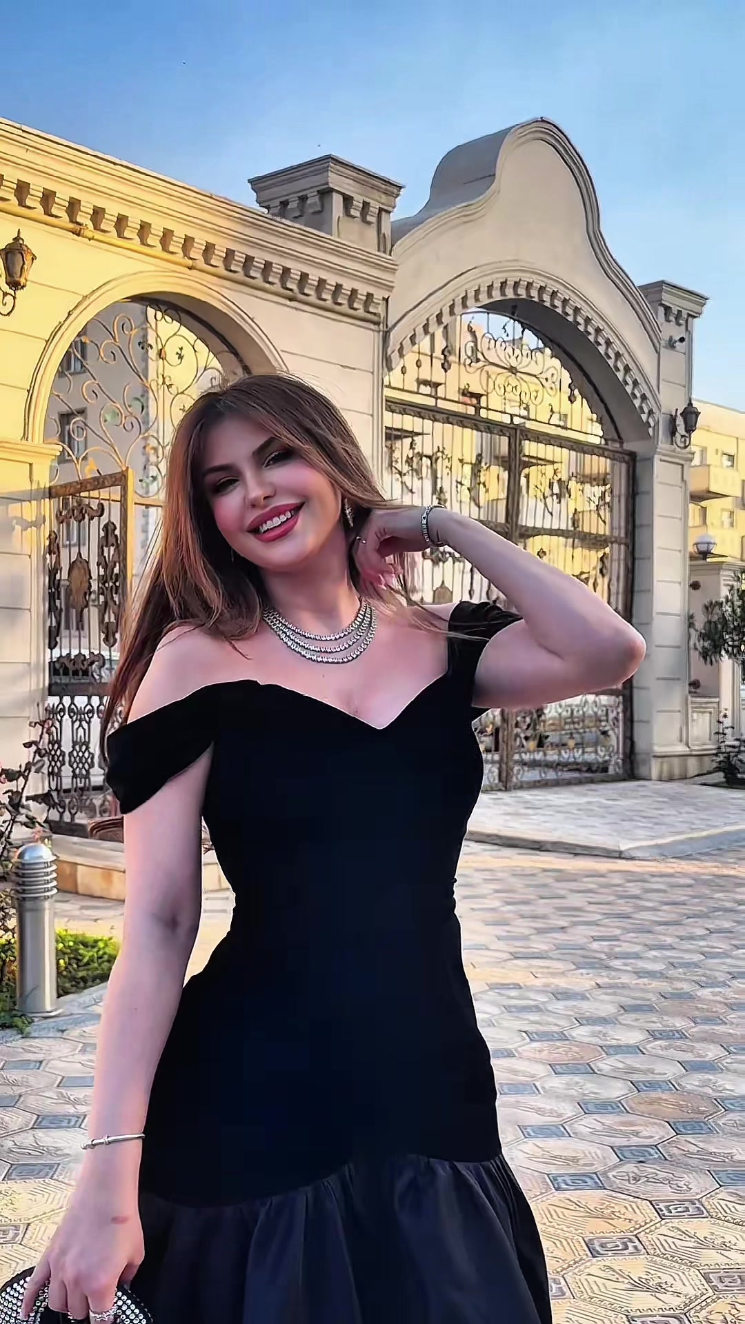 @Naira Seyidova