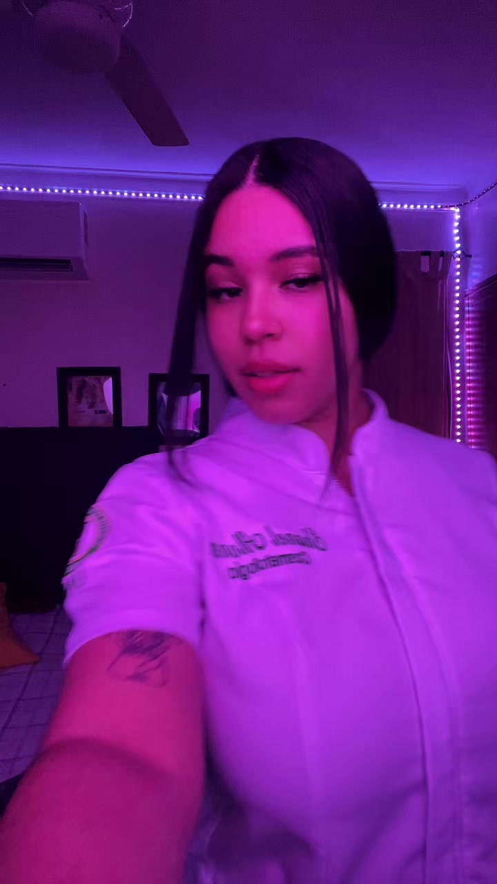 @Shanel 🍇🍎💰