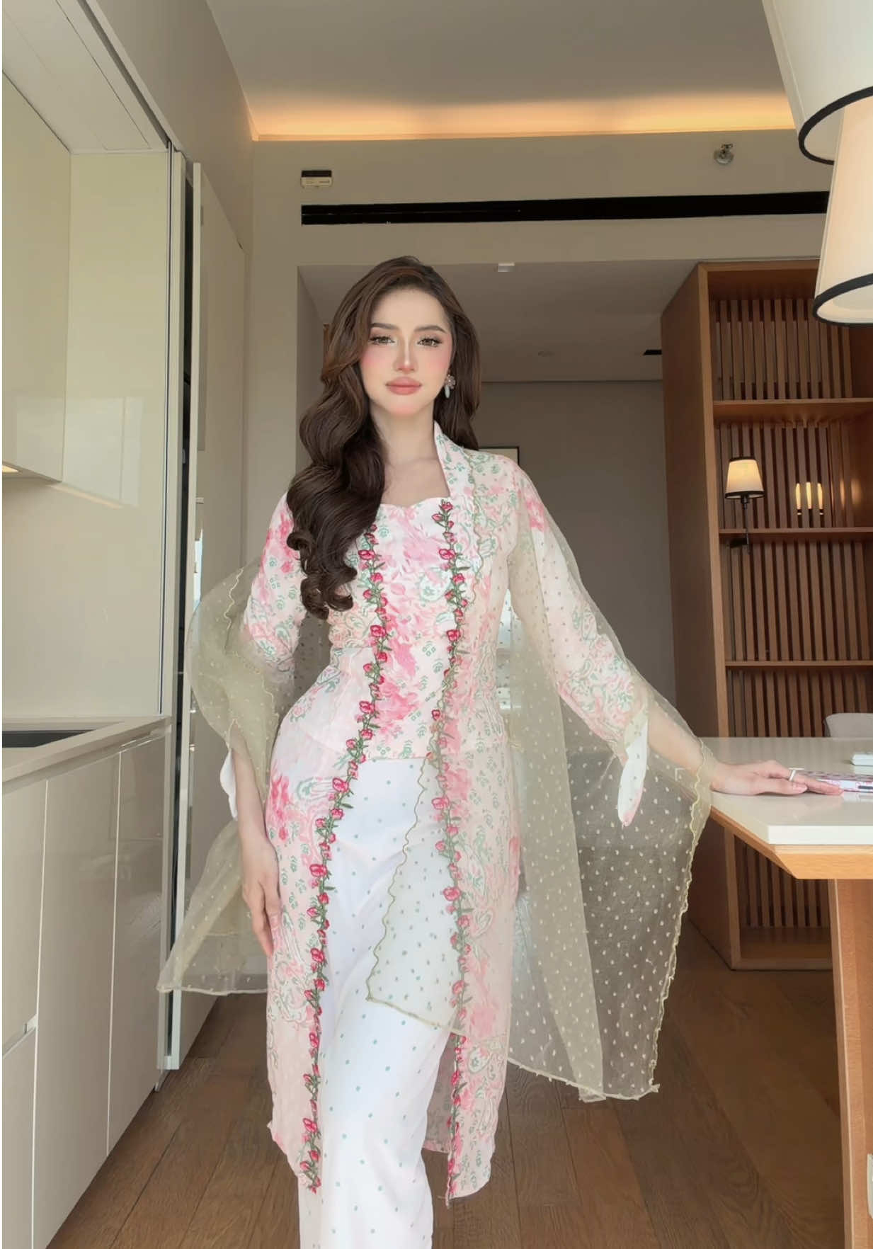 @𝑺𝒂𝒓𝒂 𝑱.