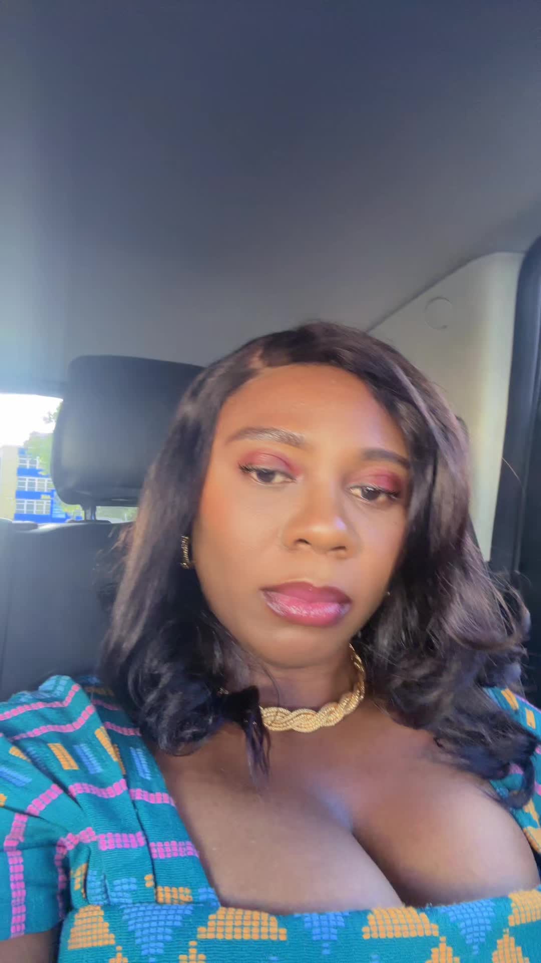 @olufunkie