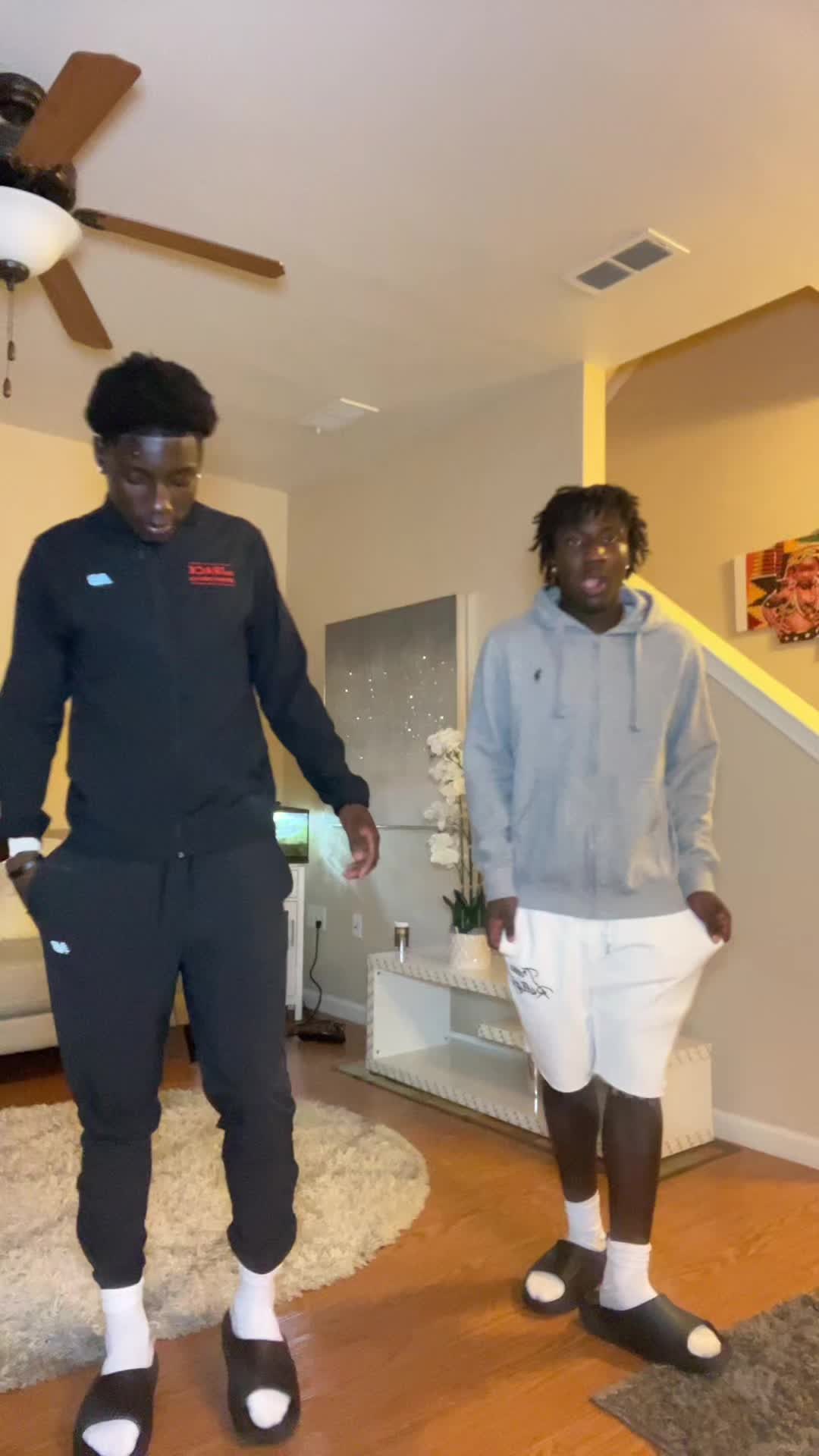 @J4🕺🏾.