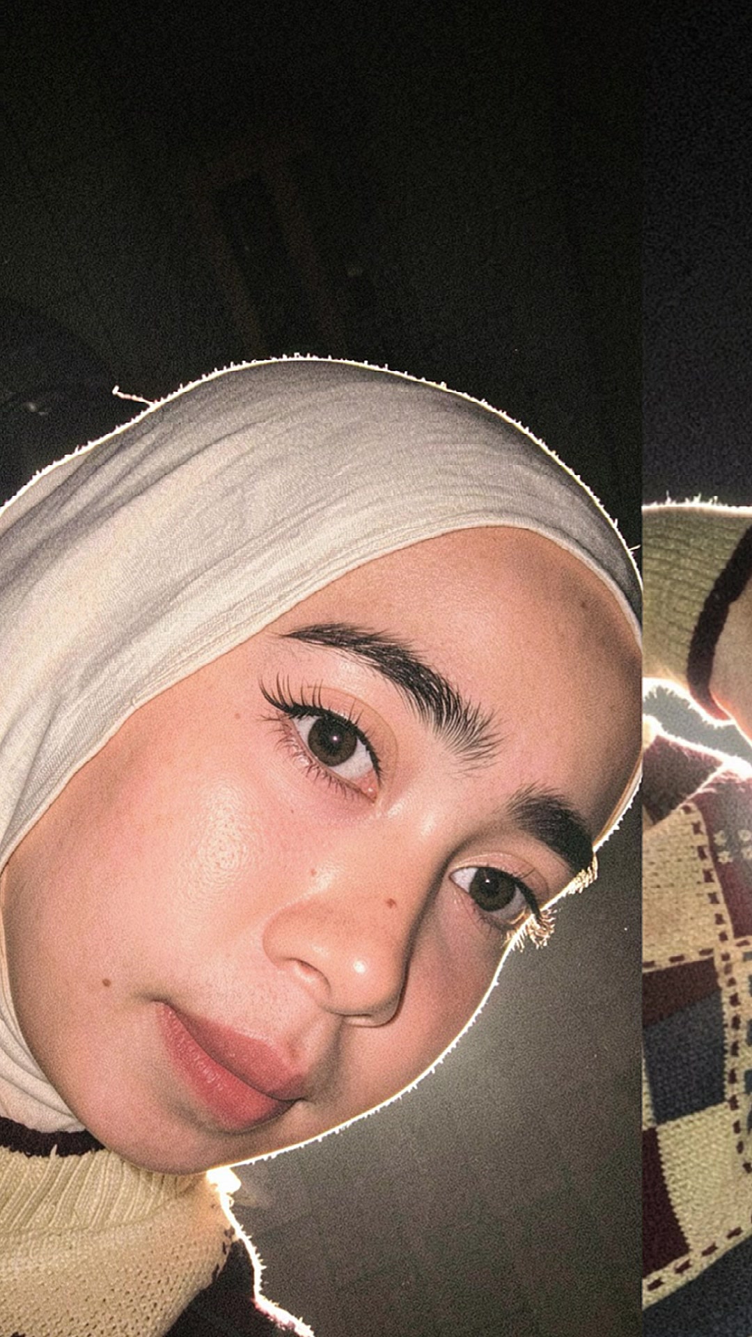 @Dari Kontak Anda