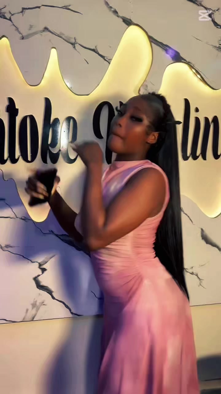 @feyikemi