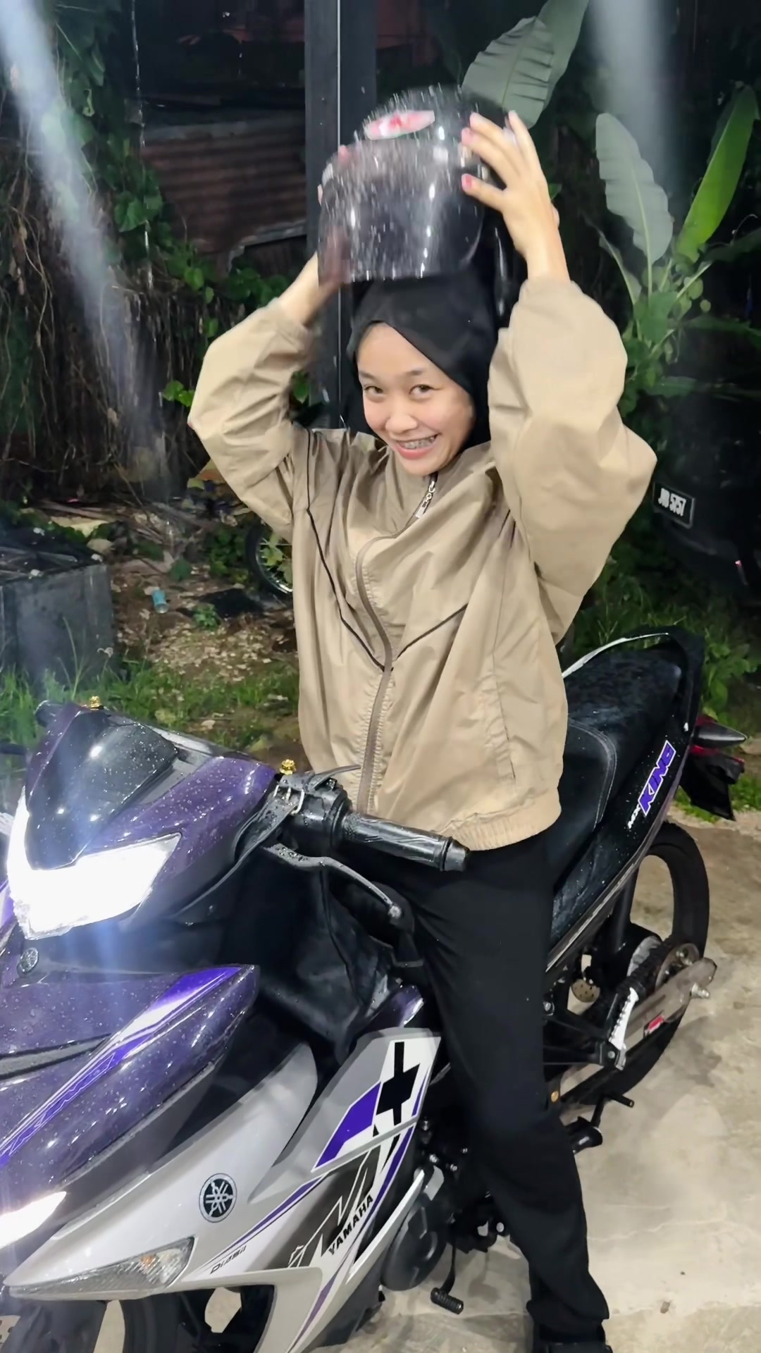 @๐๐๐๐ฅ๐ โ