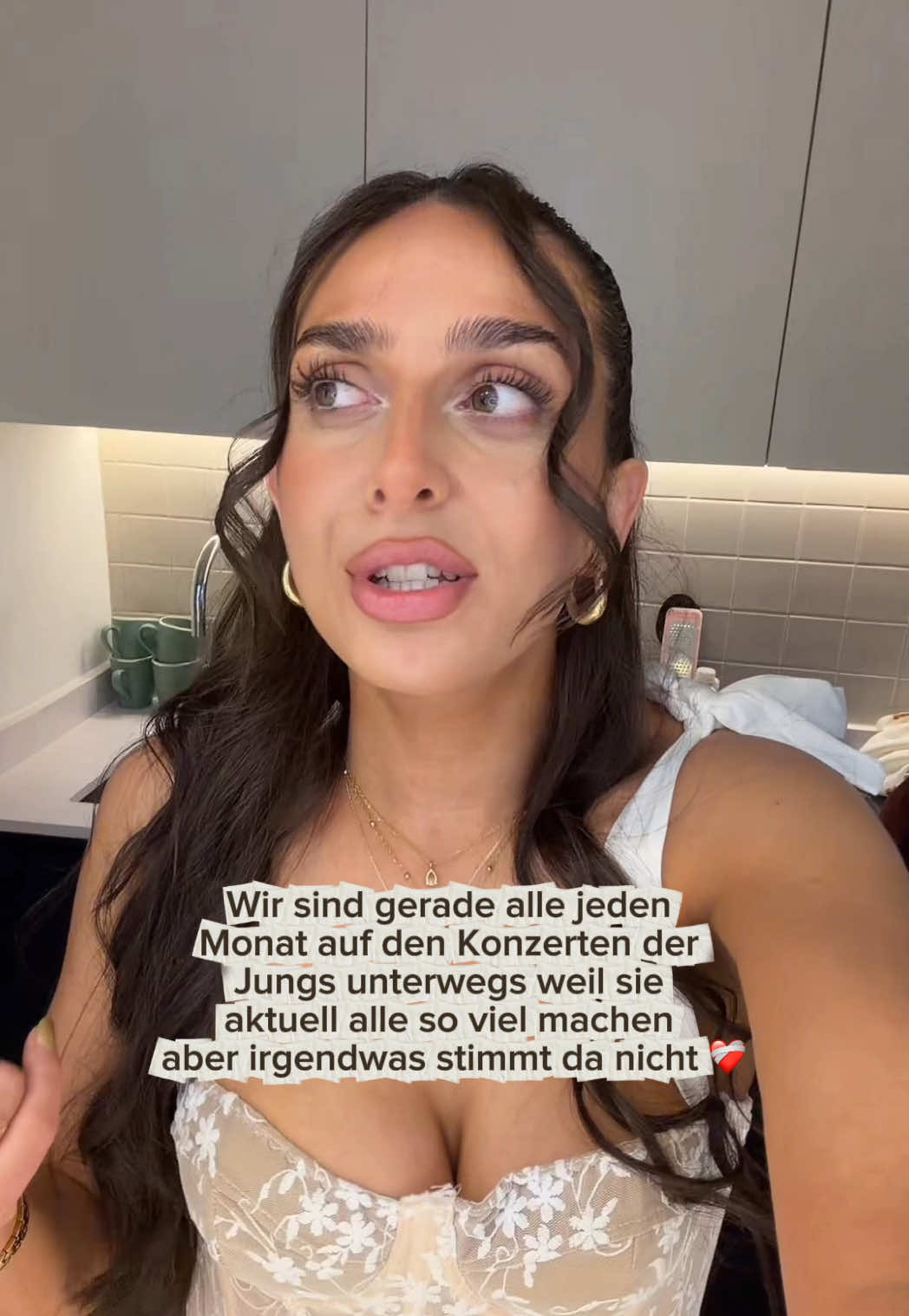 @Filis
