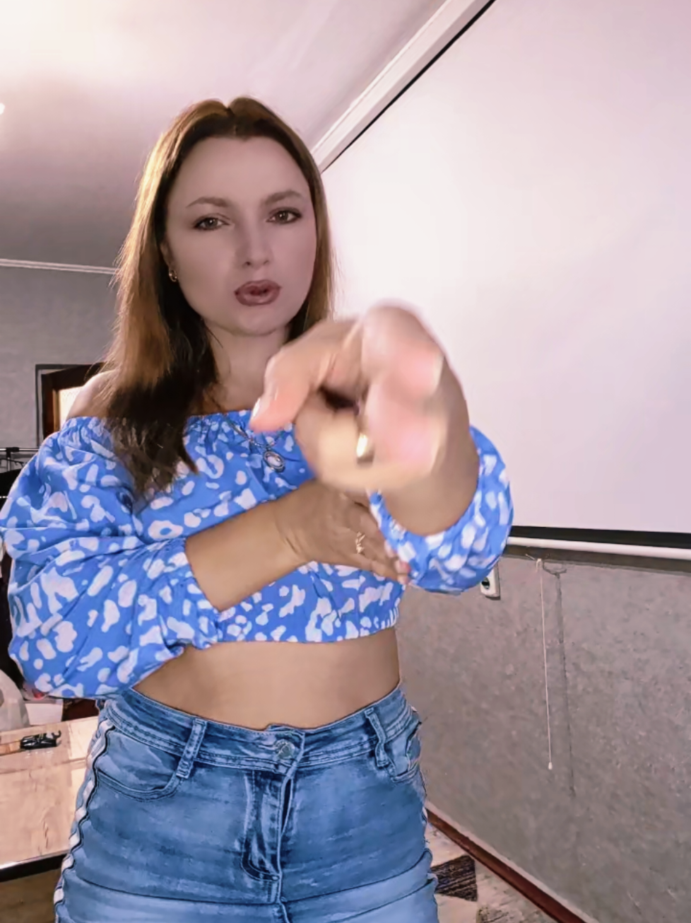 @𝓥𝓲𝓴𝓽𝓸𝓻𝓲𝓪𝓴𝓪𝓹 ♡