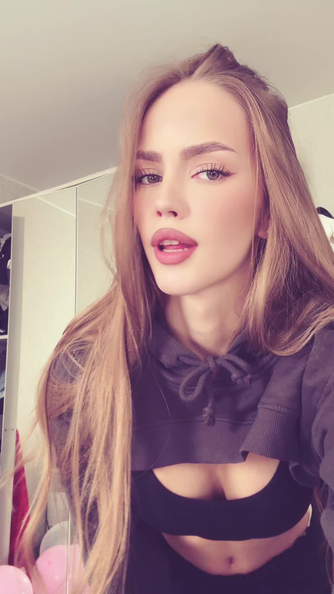 @алёночка🎀
