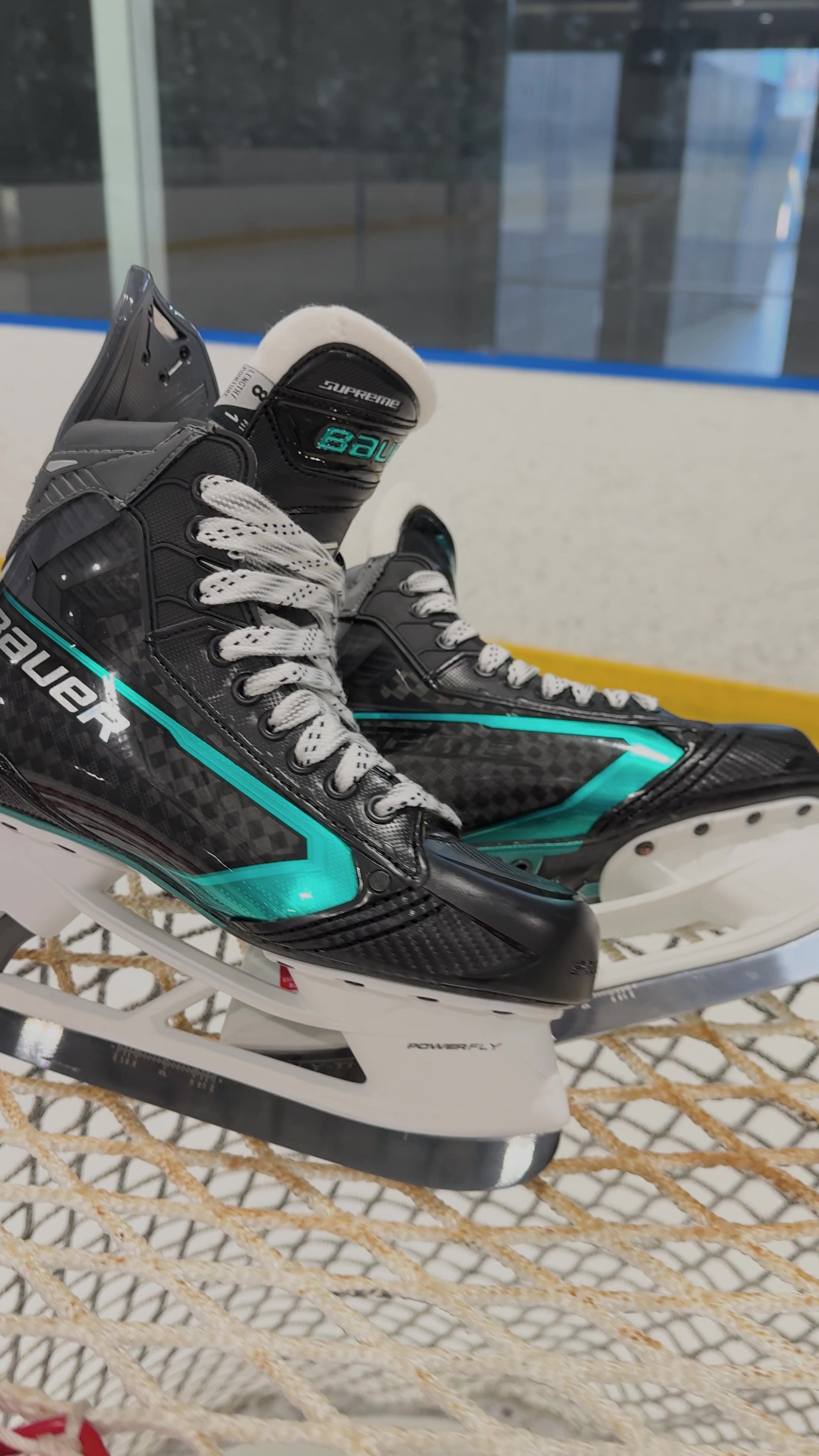 @Bauer Hockey