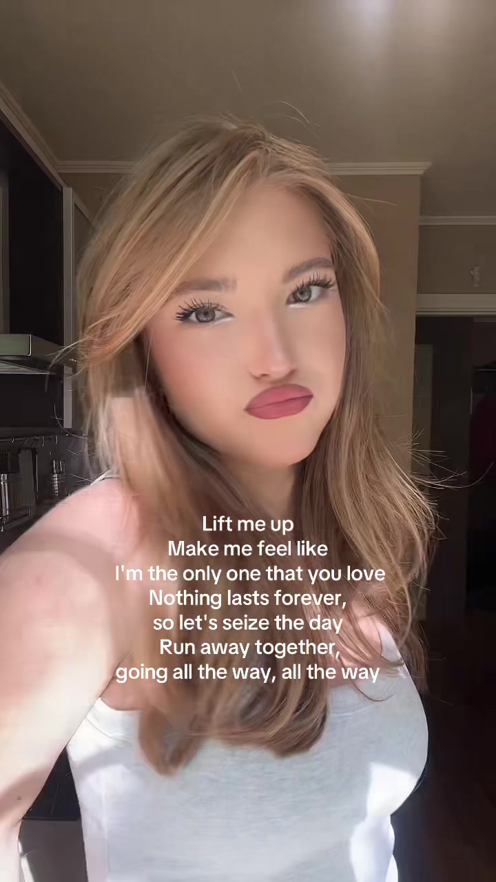 @мельникова