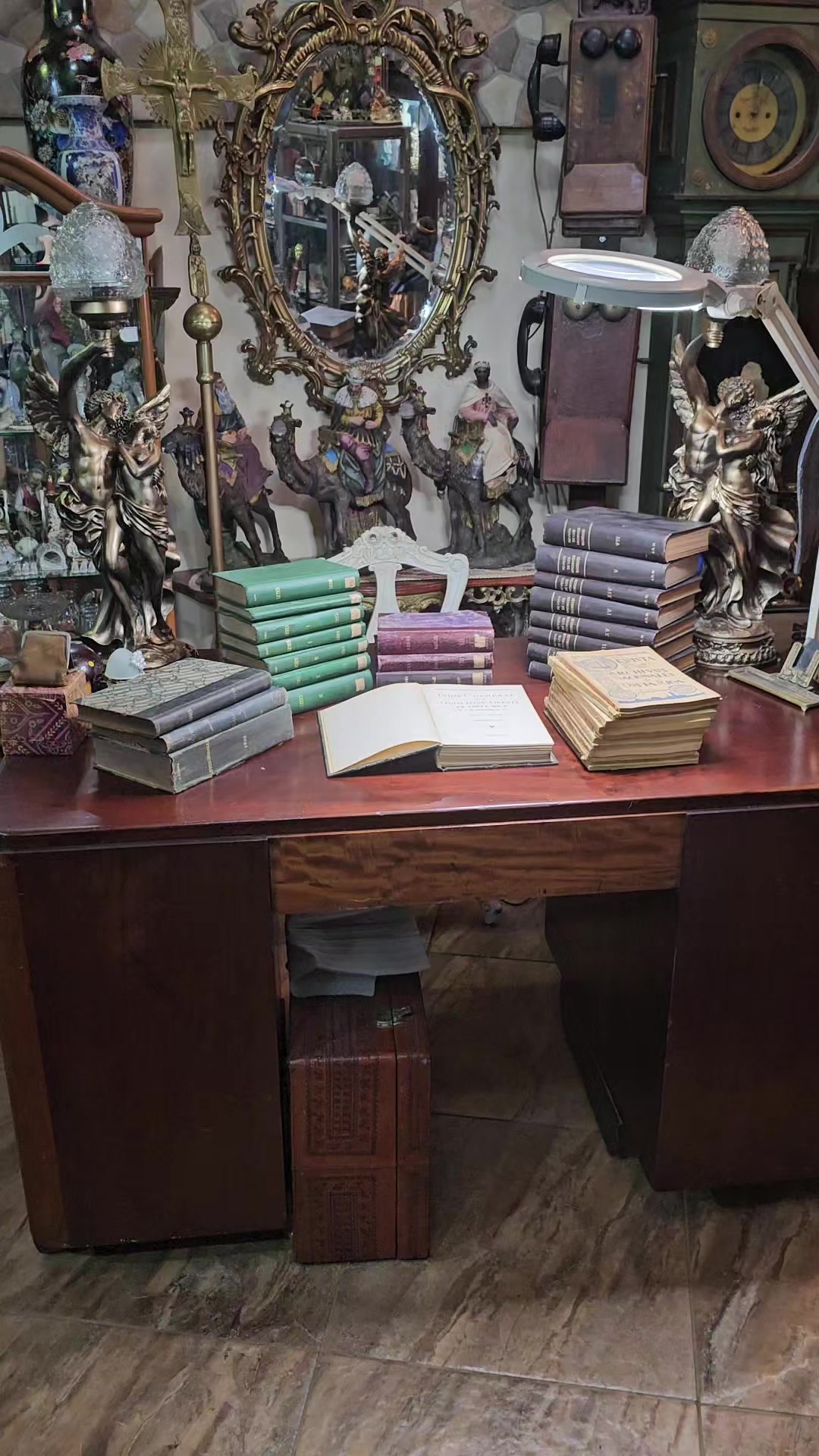 @ANTIGÜEDADES TAURO