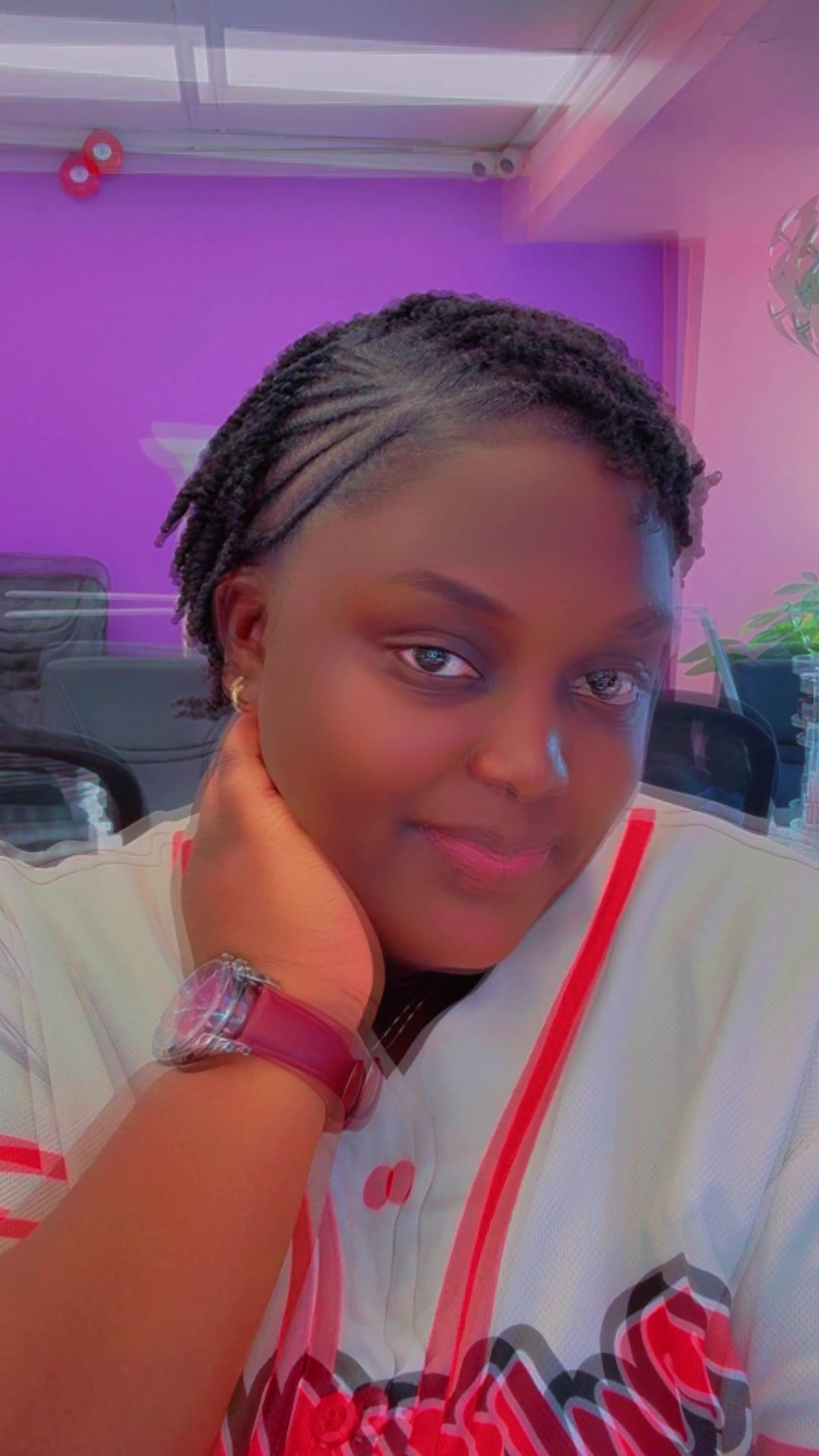 @Proud_Lynn🇺🇬🇨🇦