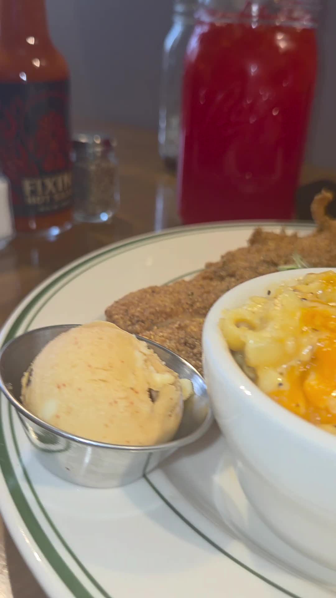 @thefoodconquer