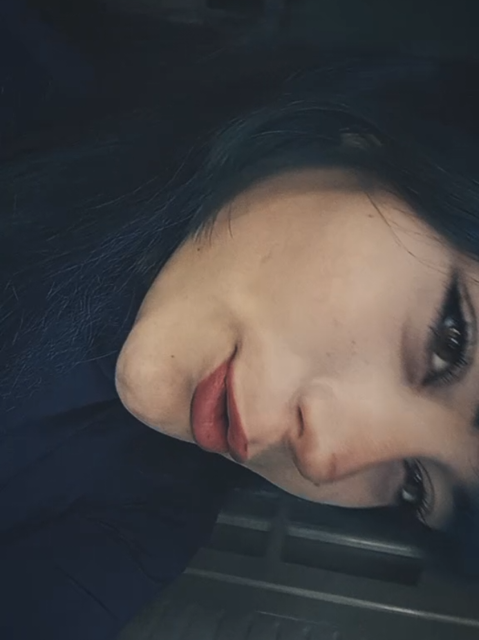 @💋
