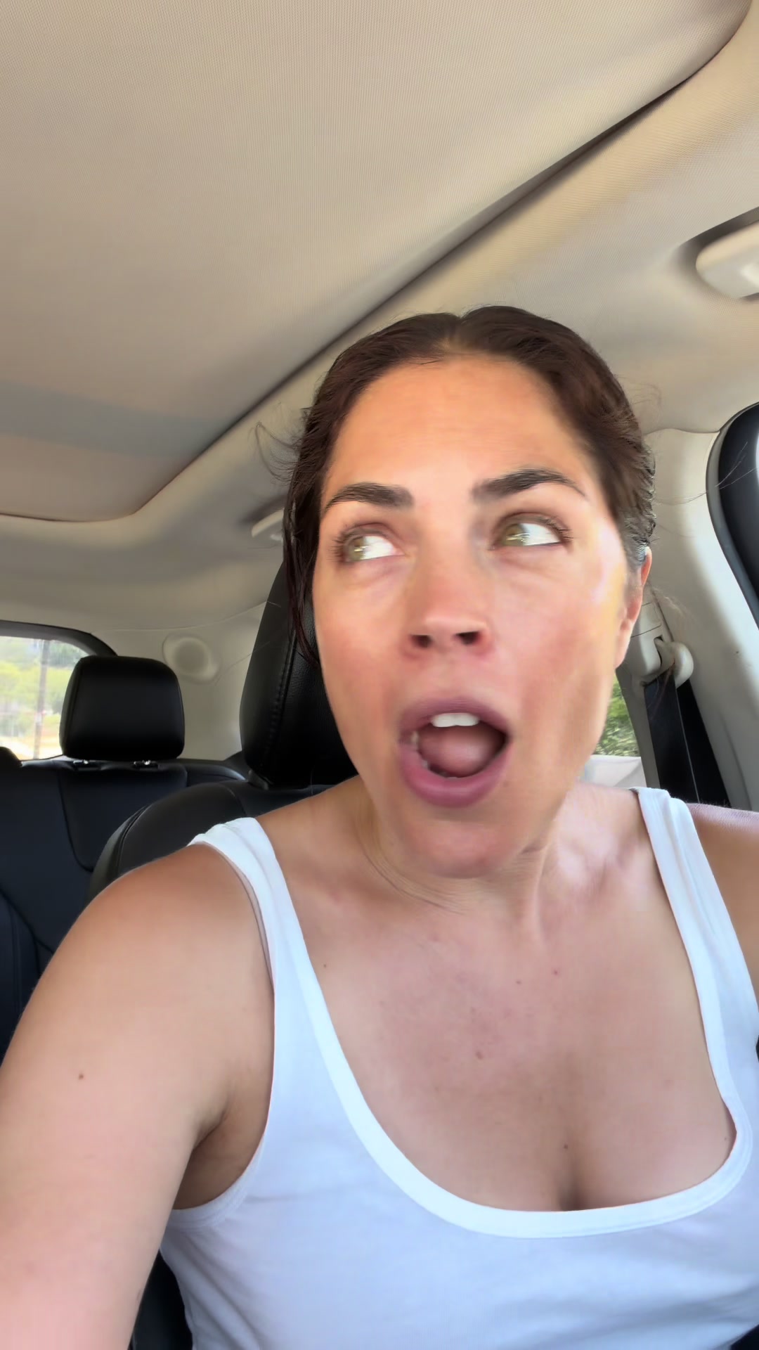 @KellyThiebaud