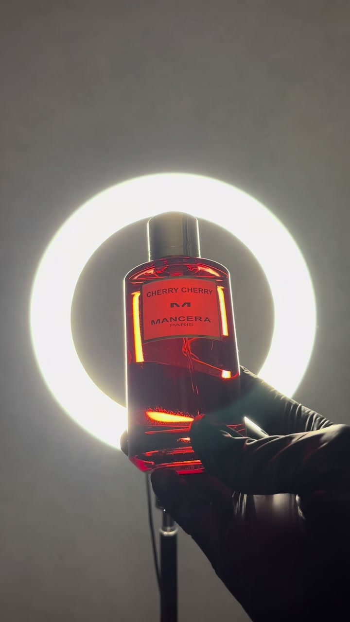 @FragranceFanatic محب العطور