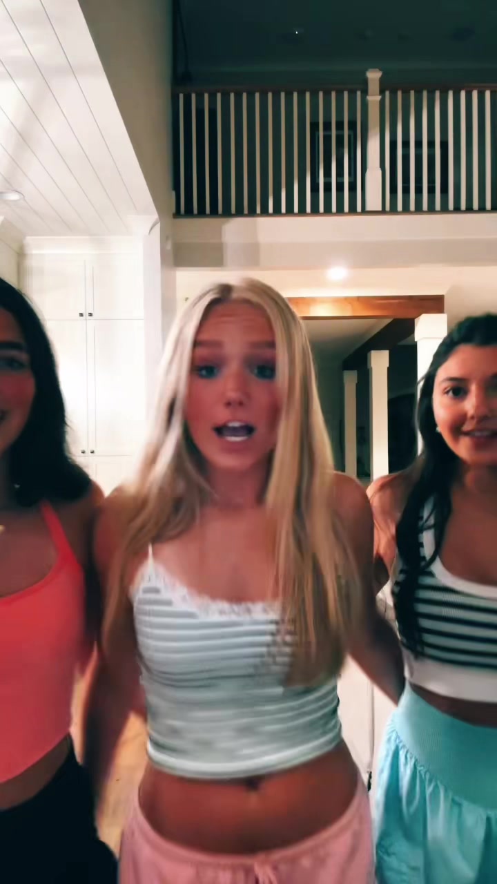 @zoesecretpriv3