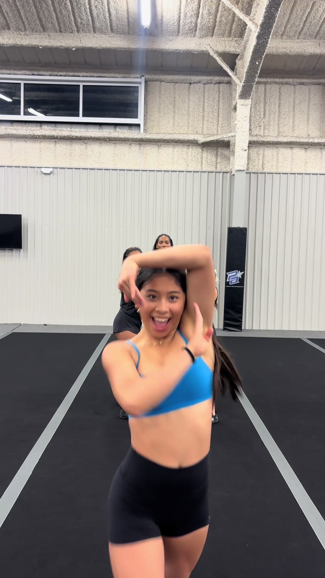 @OLIVIA
