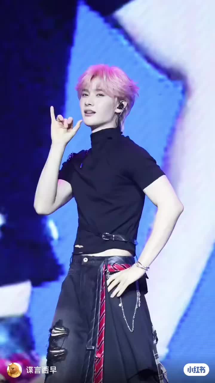 @V:⤾·˚