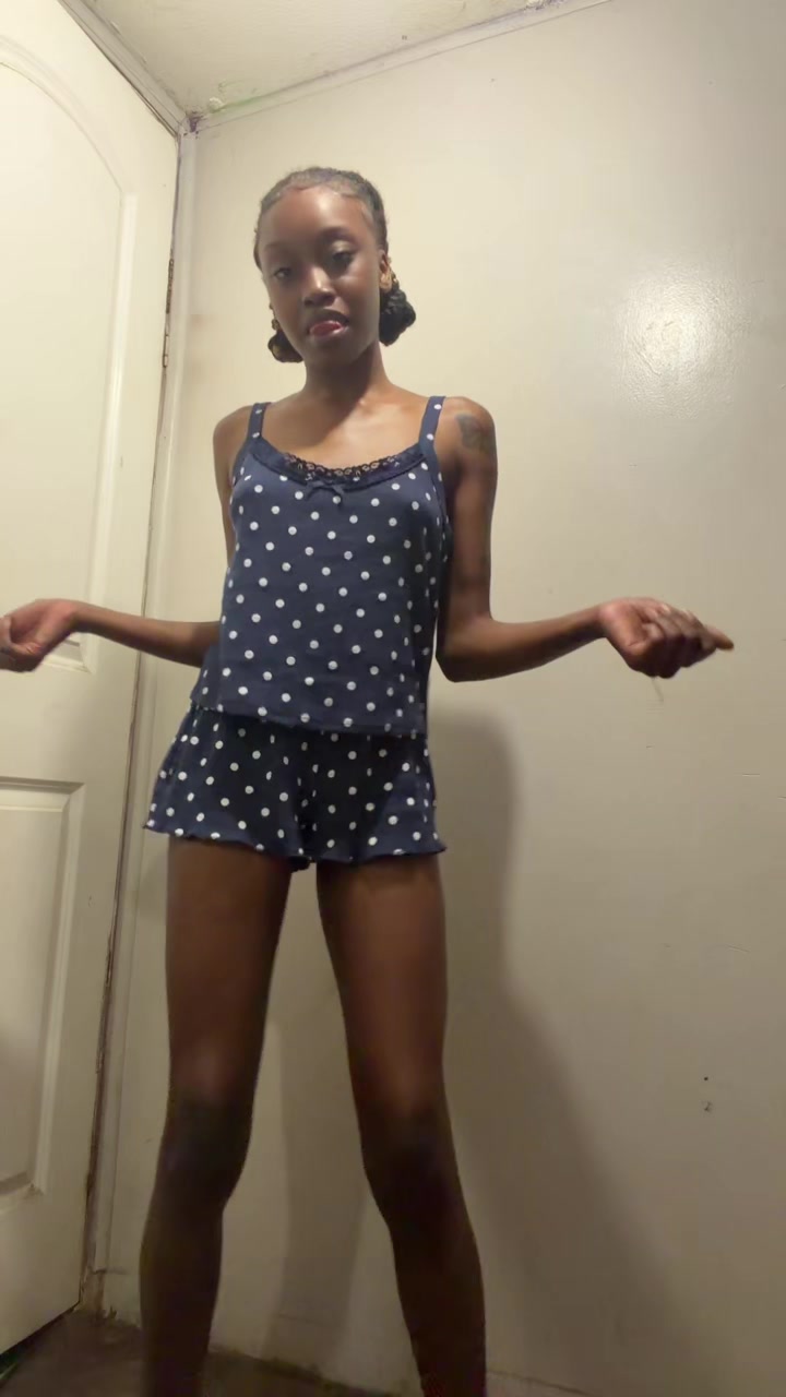 @skinnyminnie787