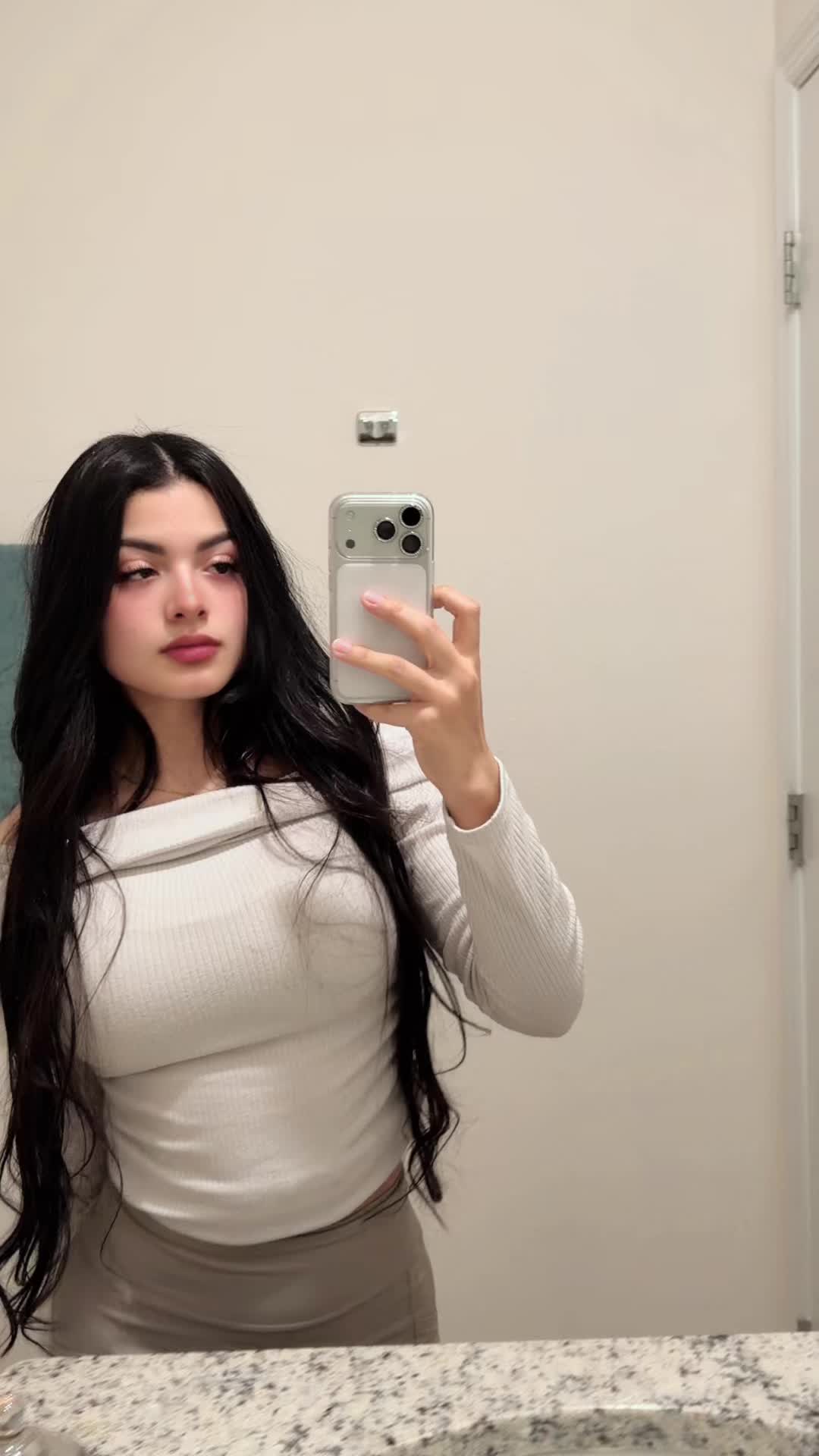 @Judianys