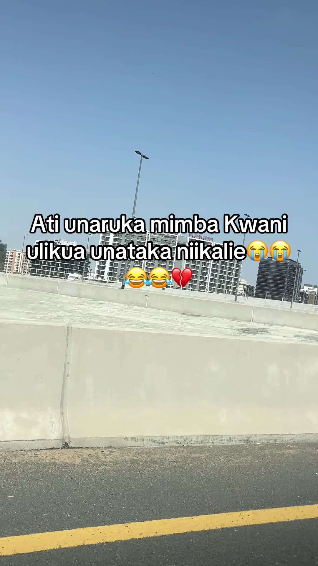 @Ezzy💜🦋