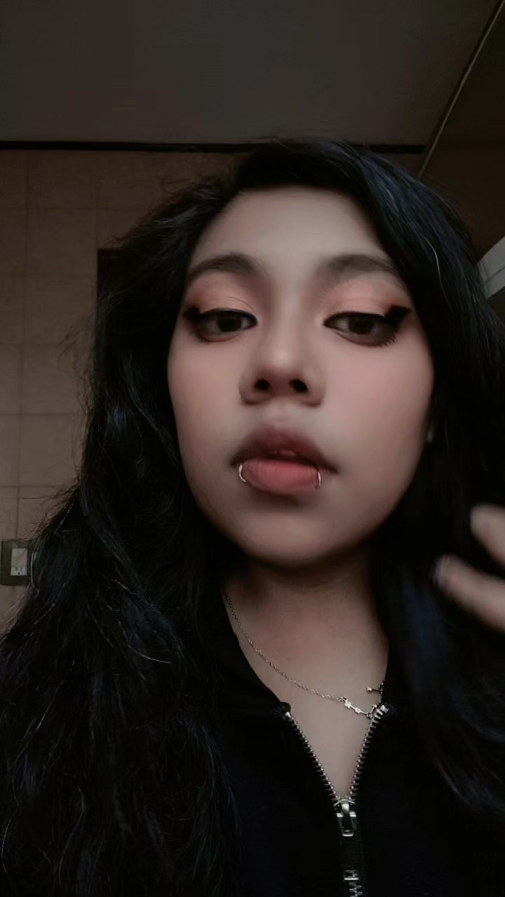@VICKTROP🥰