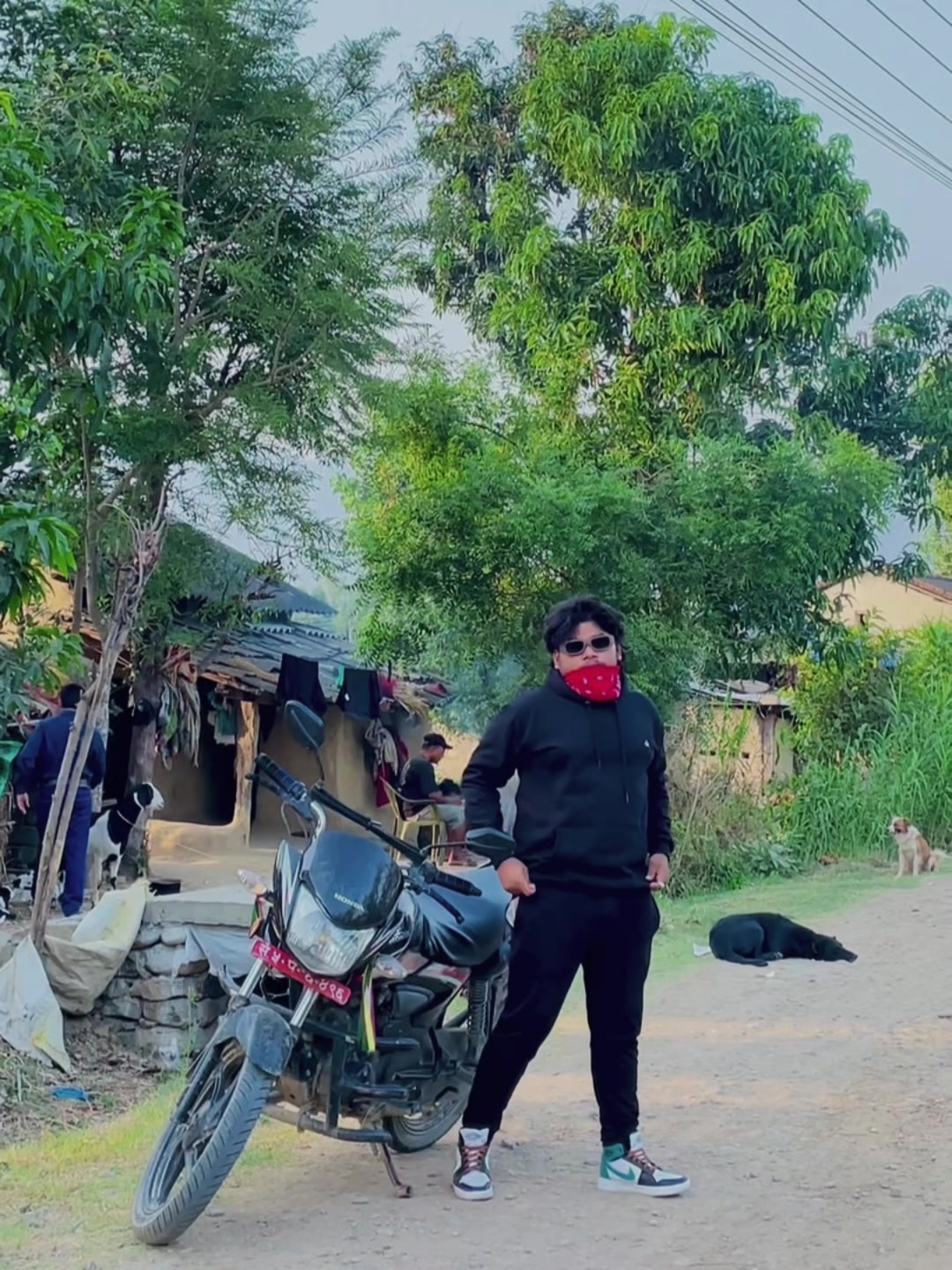 @𝐊𝐚𝐳𝐢&rdquo;🖤