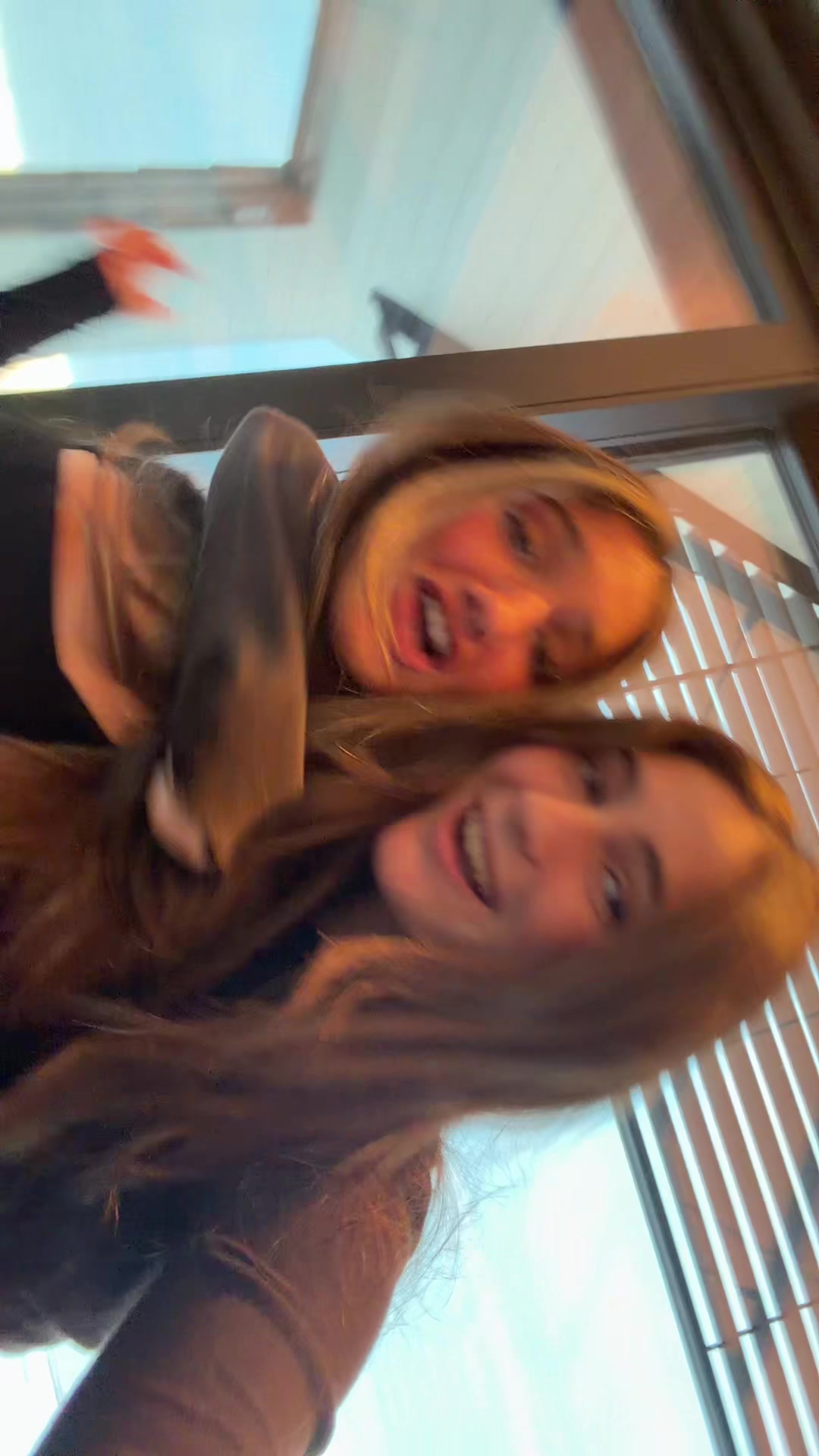 @oliviaschimmel